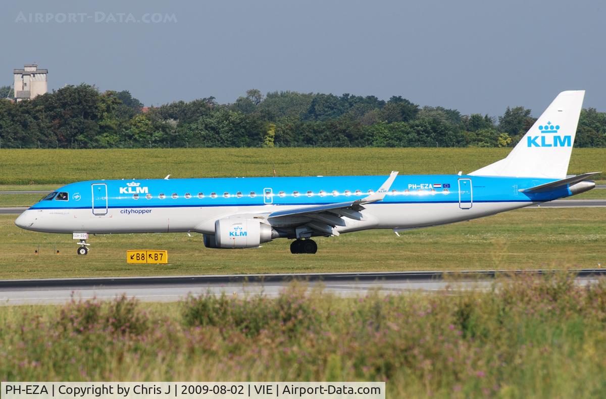 PH-EZA, 2008 Embraer 190LR (ERJ-190-100LR) C/N 19000224, KLM cityhopper Embraer ERJ-190STD