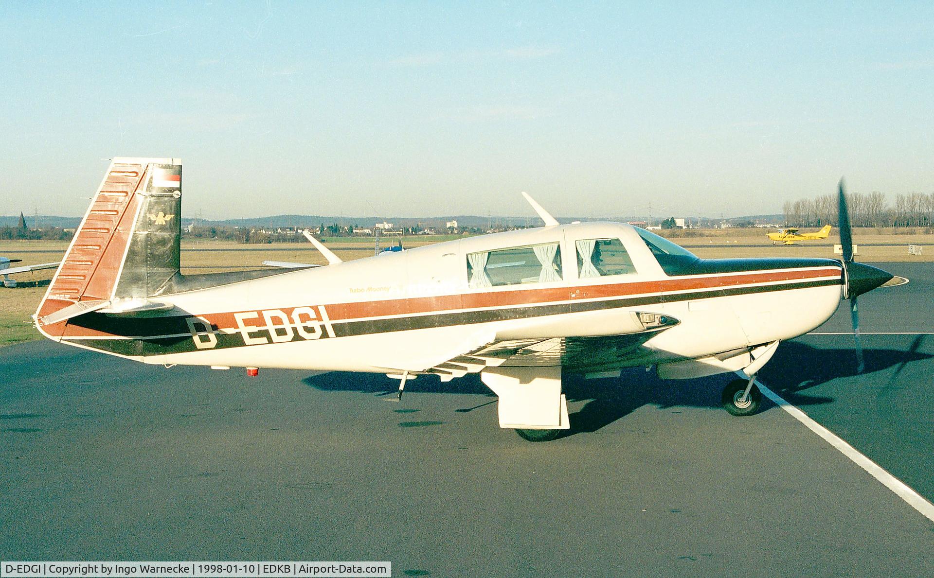 D-EDGI, 1979 Mooney M20K C/N 250193, Mooney M20K Model 231 at Bonn-Hangelar airfield