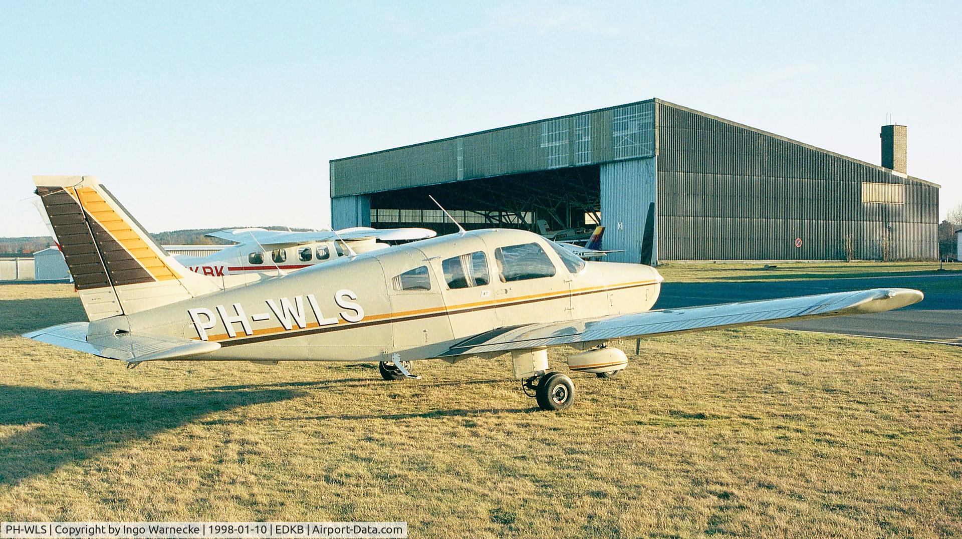 PH-WLS, 1980 Piper PA-28-161 Warrior II C/N 28-8016345, Piper PA-28-161 Warrior II at Bonn-Hangelar airfield
