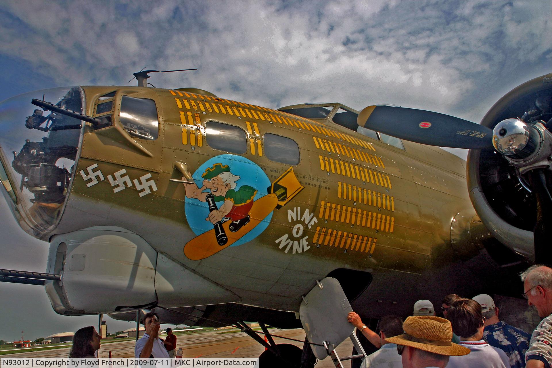 N93012, 1944 Boeing B-17G-30-BO Flying Fortress C/N 32264, Collins Foundation at Kansas City, MO.