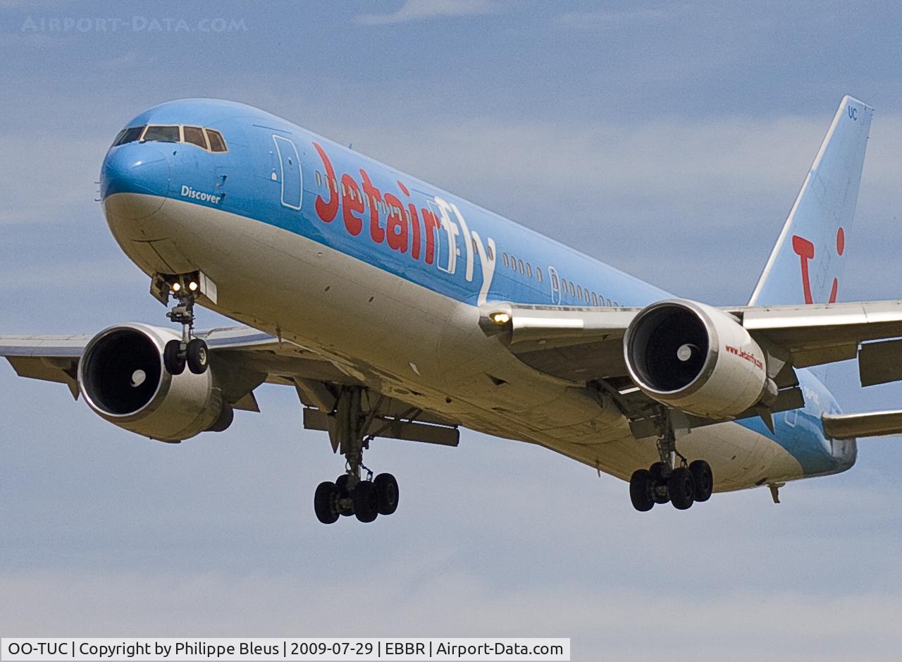 OO-TUC, 1990 Boeing 767-341/ER C/N 24844, Short final rwy 25L.