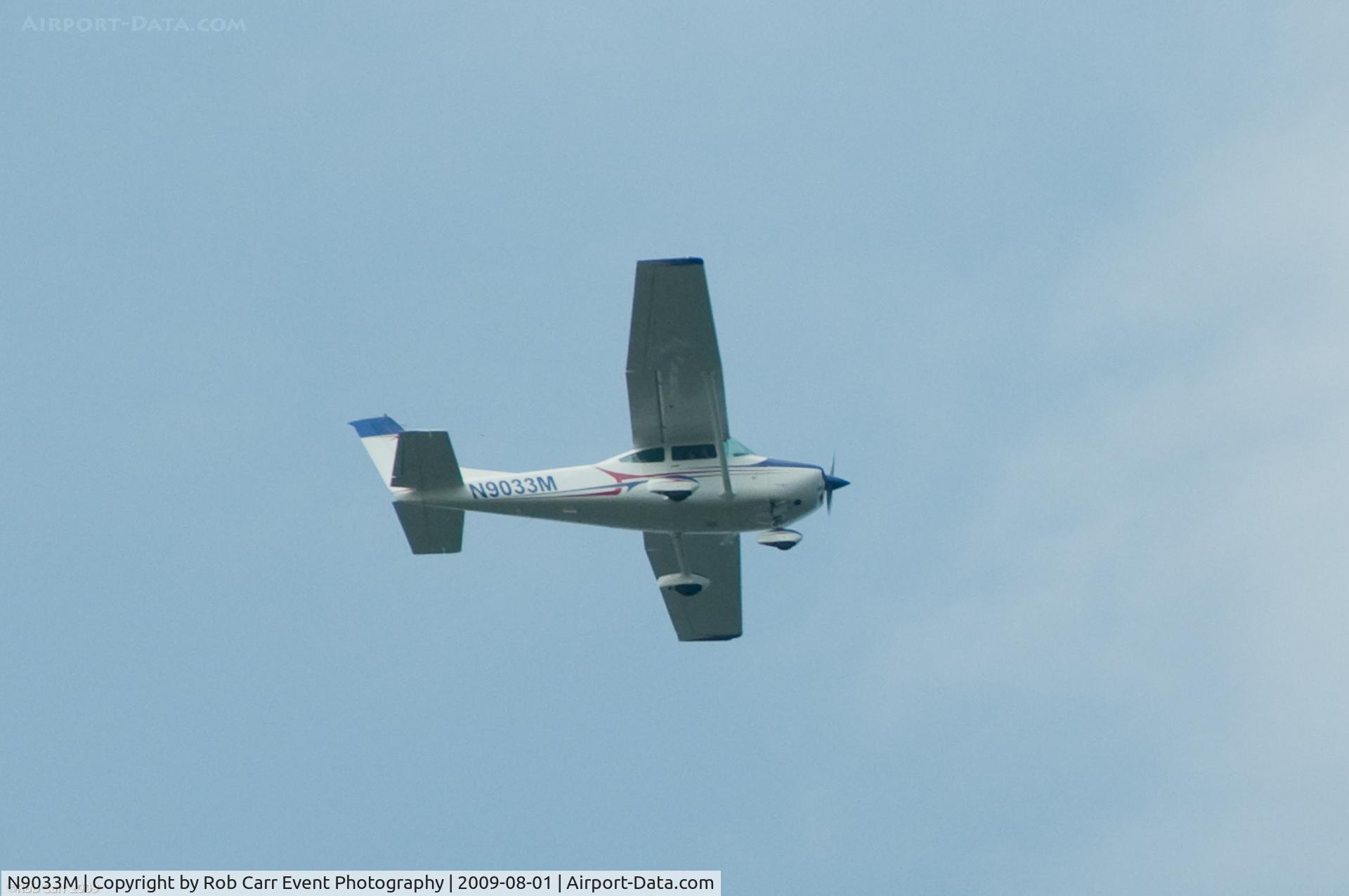 N9033M, 1976 Cessna 182P Skylane C/N 18264652, Cessna in Flight