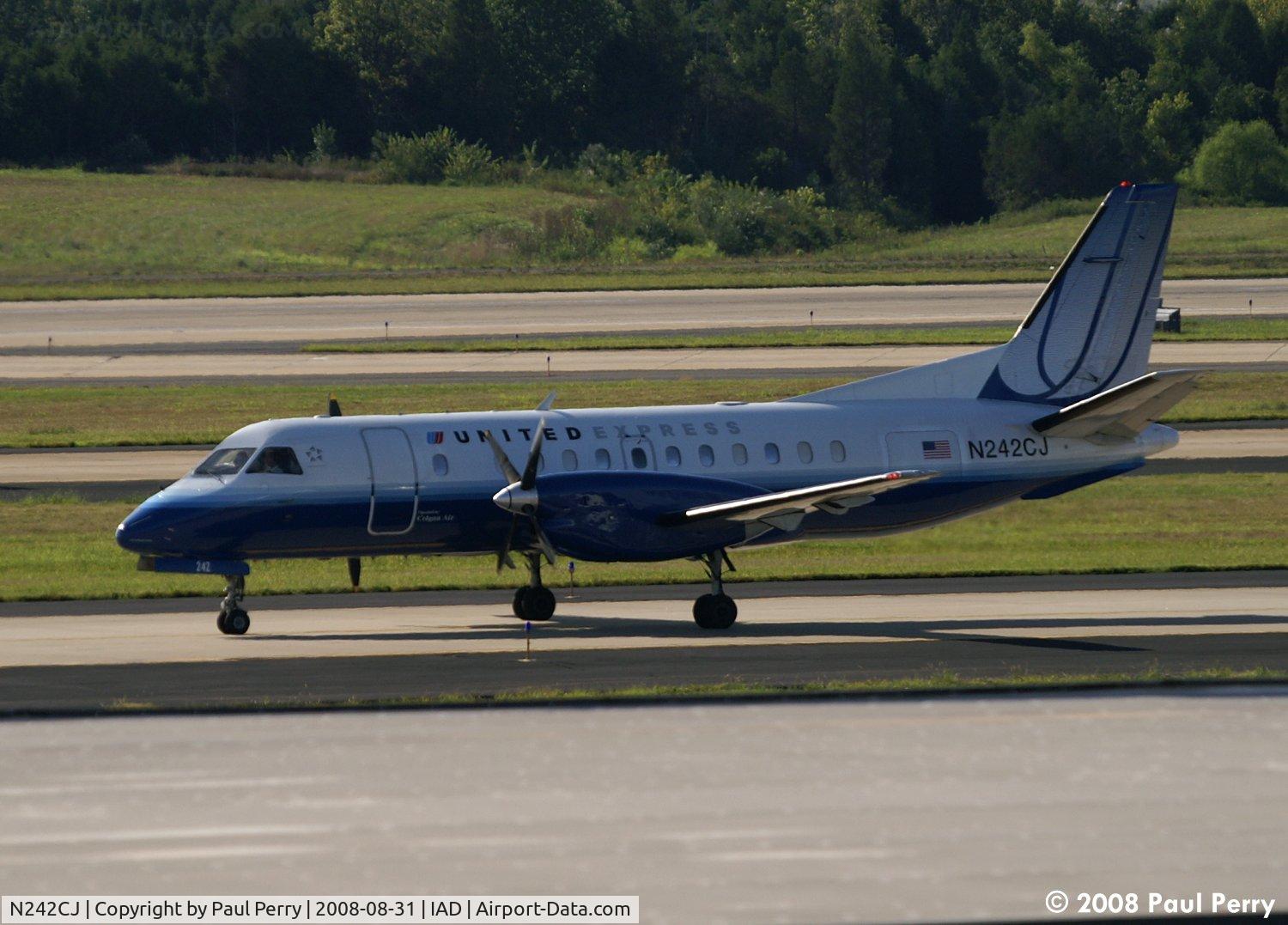 N242CJ, 1991 Saab 340B C/N 340B-242, Colgan Air bird taxiing in