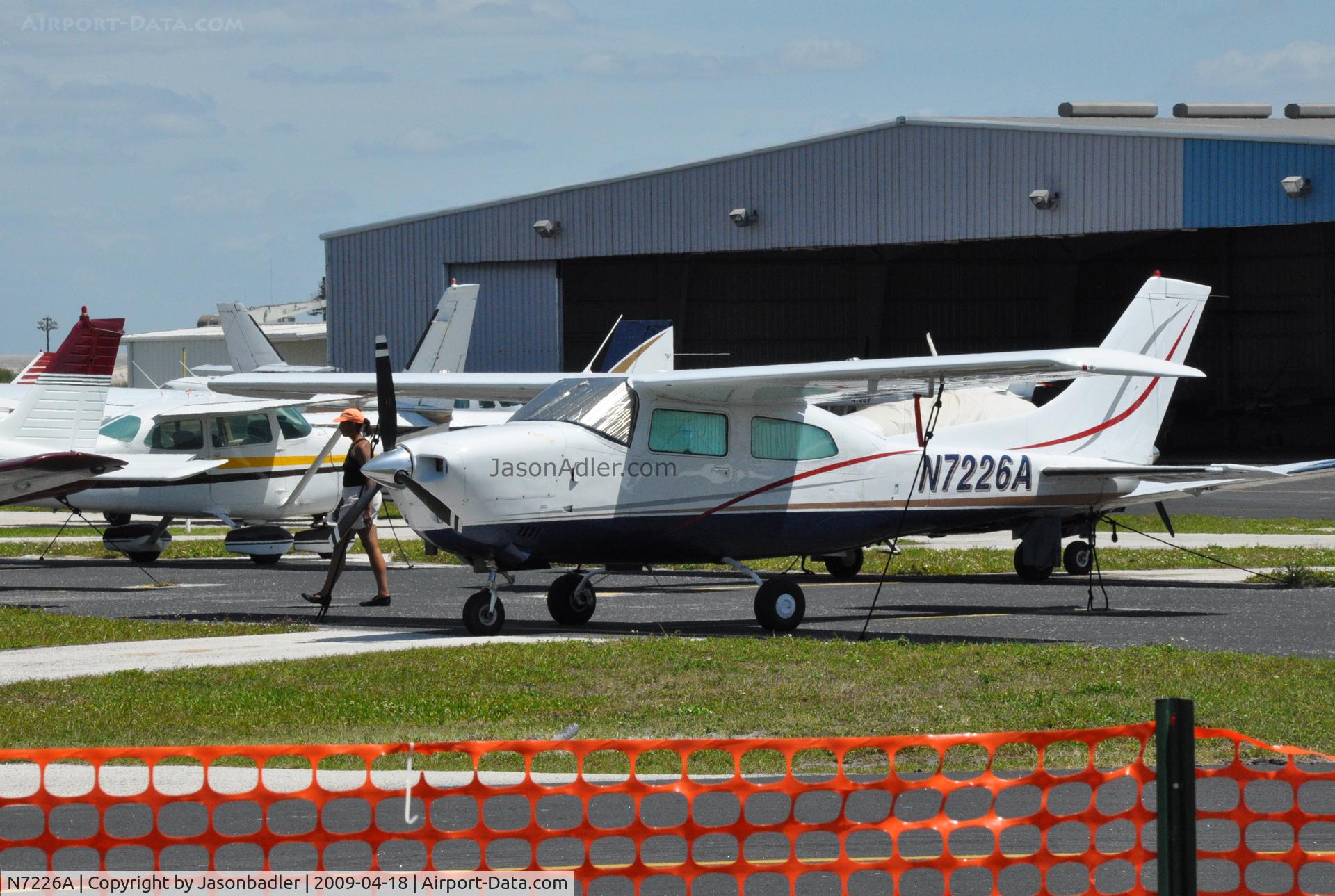 N7226A, Cessna 210M Centurion C/N 210-62185, Peter O. Knight airshow Davis Island Tampa Florida