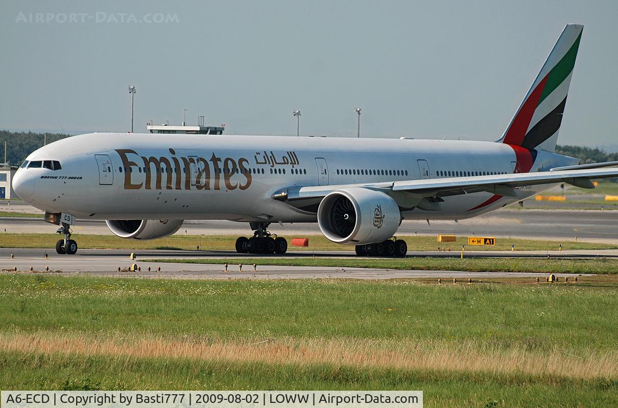 A6-ECD, 2007 Boeing 777-36N/ER C/N 32795, Emirates in vienna