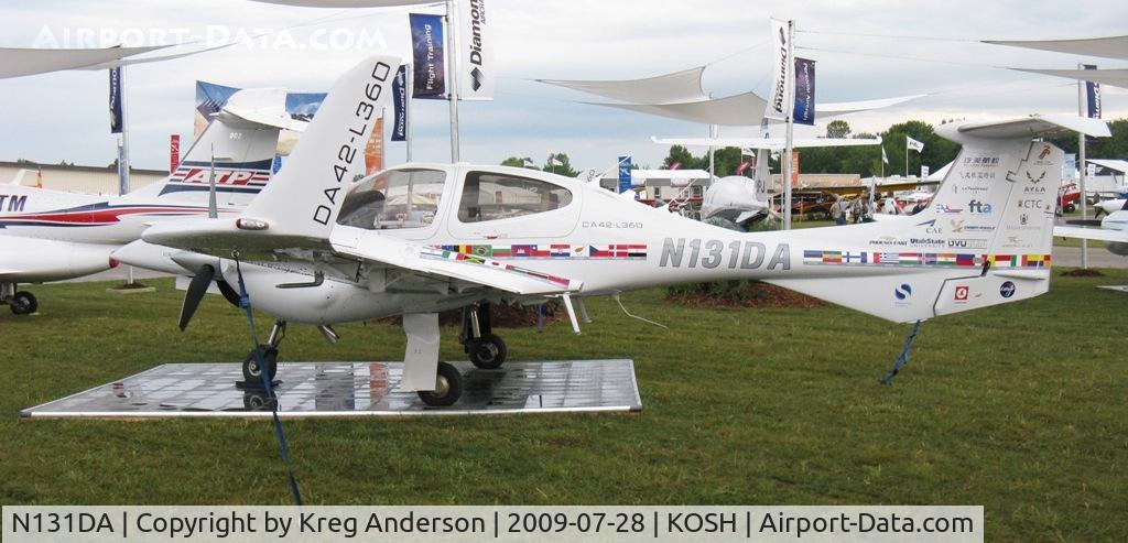 N131DA, 2006 Diamond DA-42 Twin Star C/N 42.090, EAA Airventure 2009