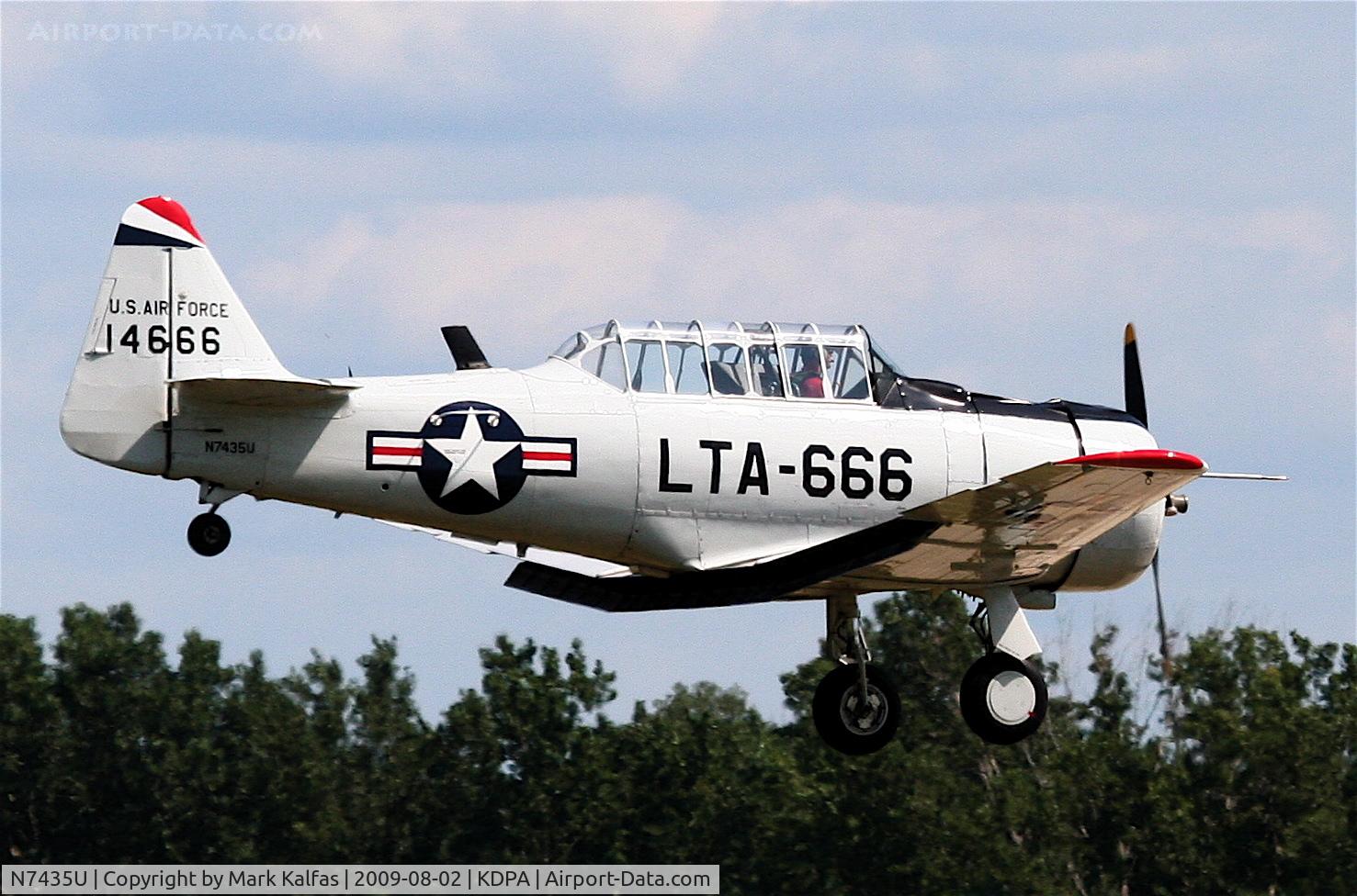 N7435U, 1943 North American AT-6D Texan C/N 88-14666, North American AT-6D, N7435U on short final 20R KDPA.
