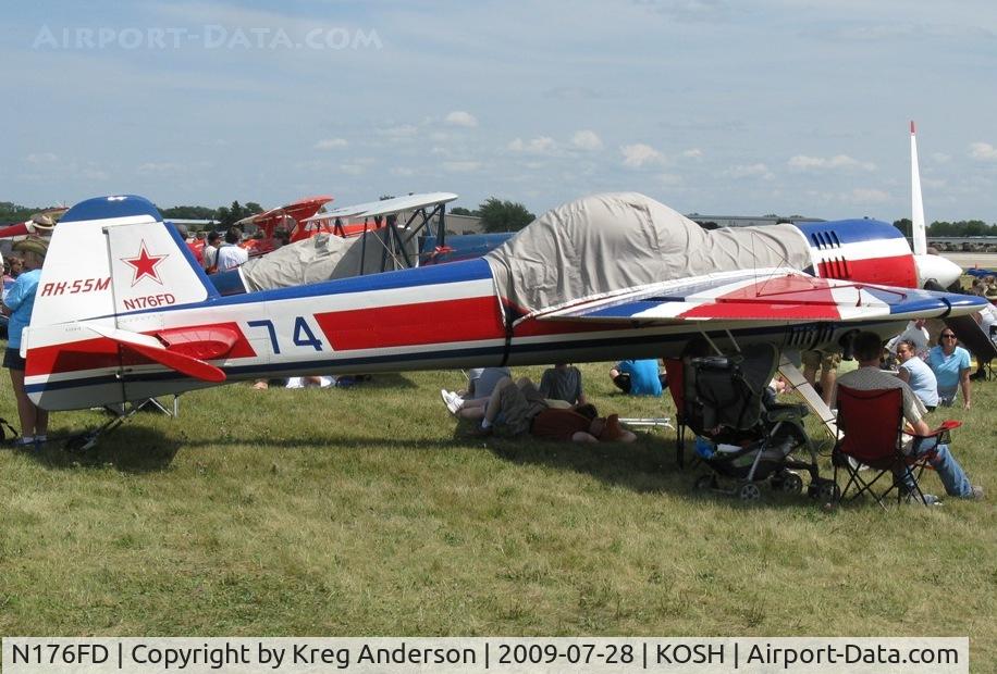 N176FD, Yakovlev YAK-55M C/N 930810, EAA Airventure 2009