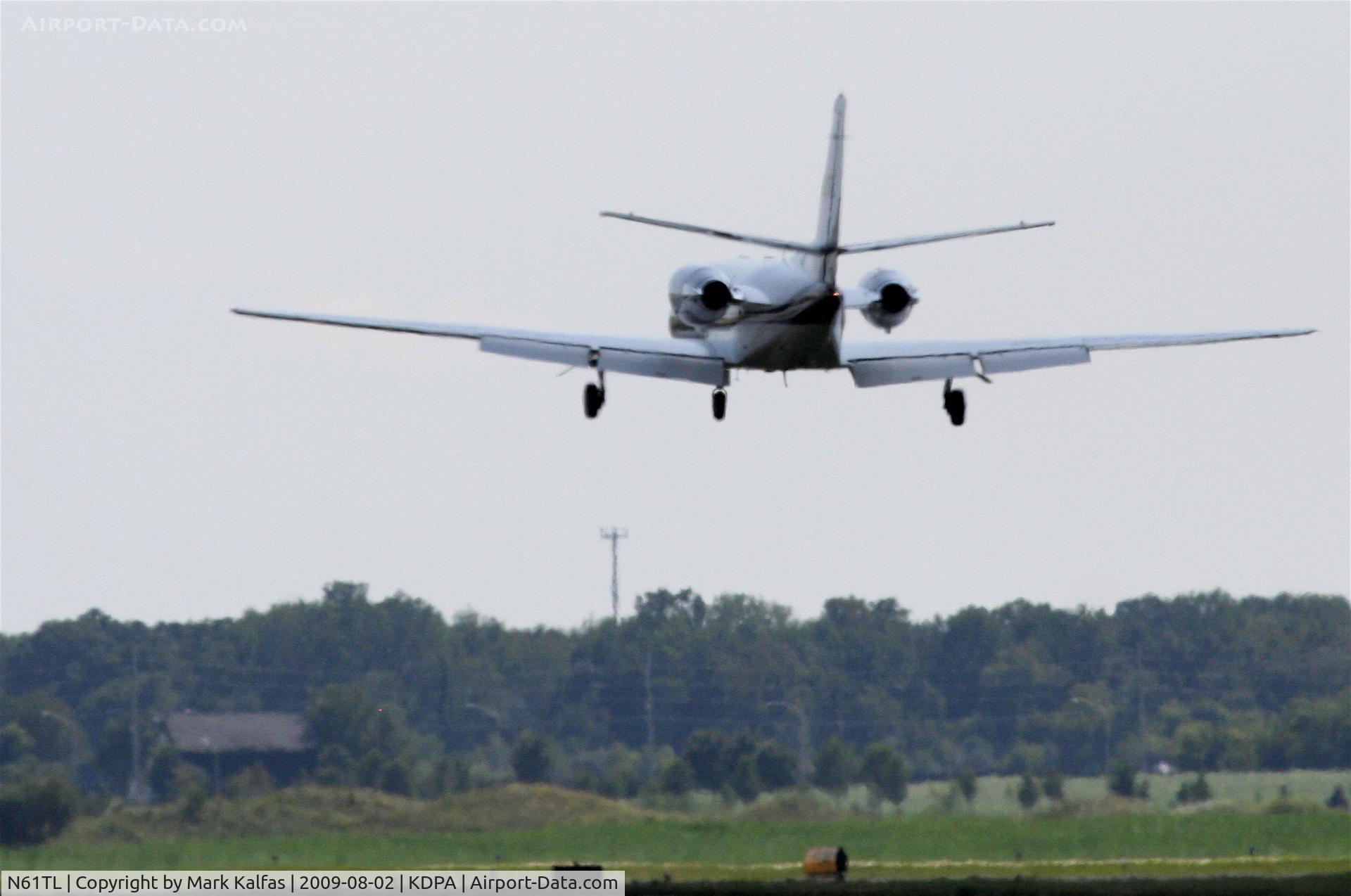 N61TL, 1998 Cessna 560 C/N 560-0461, Cessna 560, N61TL on approach RWY 20R KDPA.
