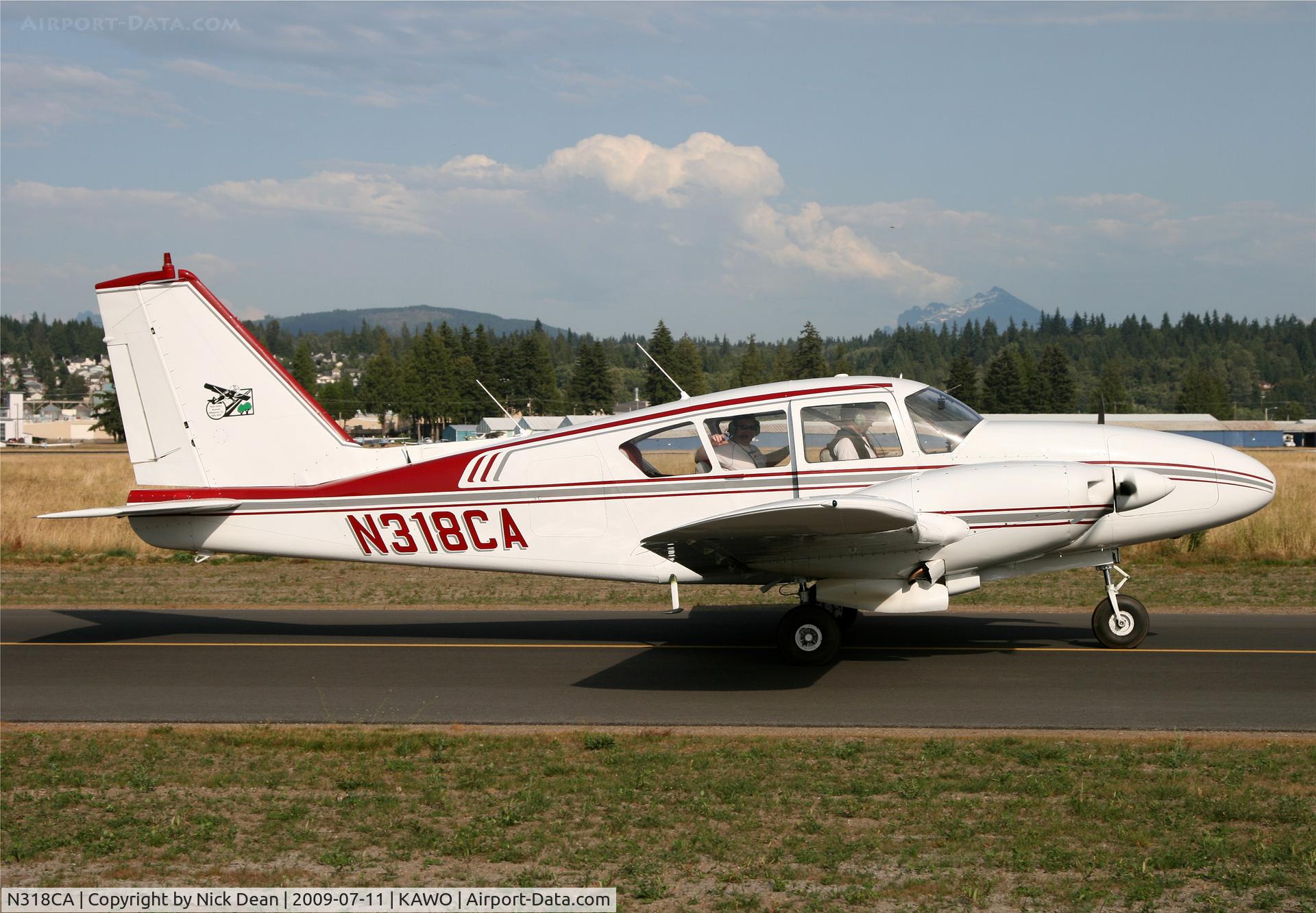 N318CA, 1965 Piper PA-23-250 C/N 27-2908, KAWO