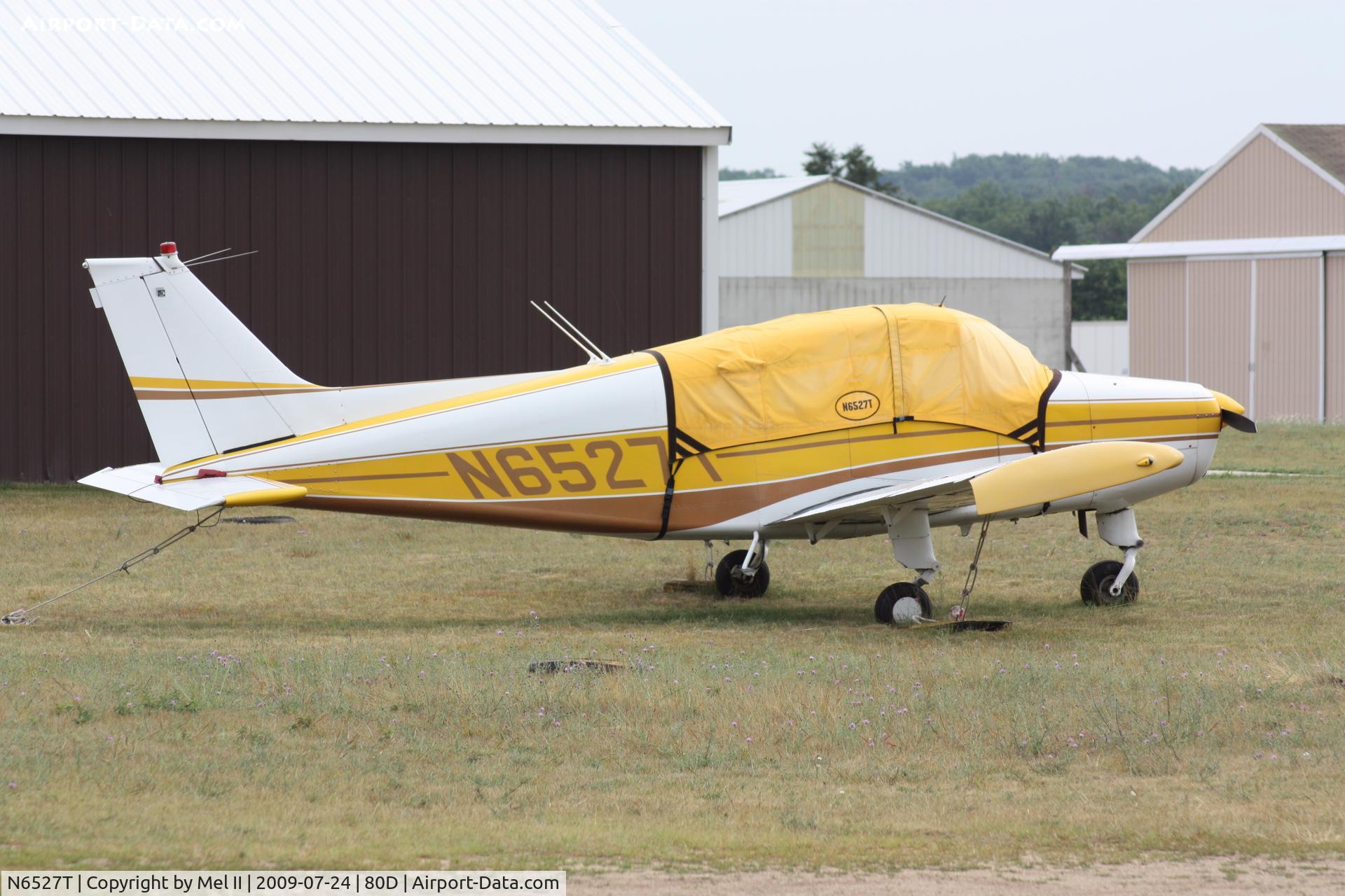 N6527T, 1968 Beech 19A C/N MB-359, Parked