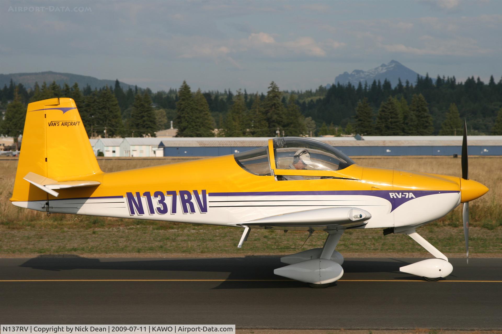 N137RV, 2001 Vans RV-7 C/N 1, KAWO