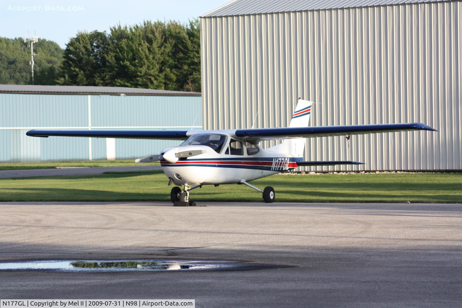 N177GL, 1974 Cessna 177B Cardinal C/N 17702177, Parked