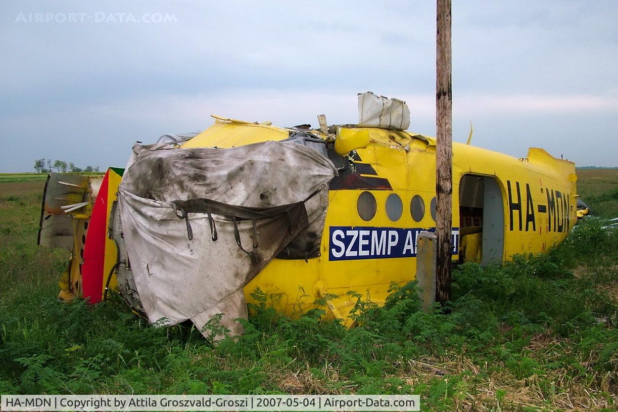 HA-MDN, 1979 PZL-Mielec AN-2R C/N 1G183-21, Nagyszénás agricultural airport. He shattered on the land as a result of a wind-storm in 2006.06.29. Dunaújváros.