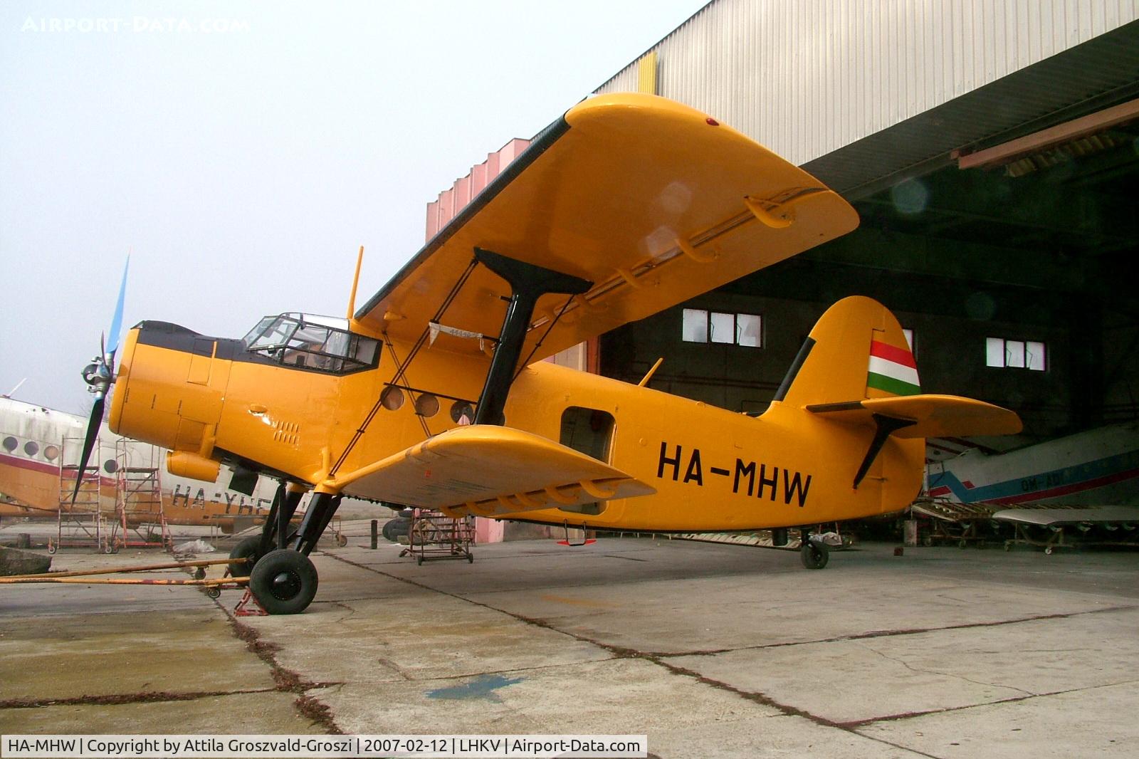 HA-MHW, 1974 PZL-Mielec AN-2R C/N 1G158-60, Kaposújlak airport (LHKV) Hungary - After the conclusion of the renovation.