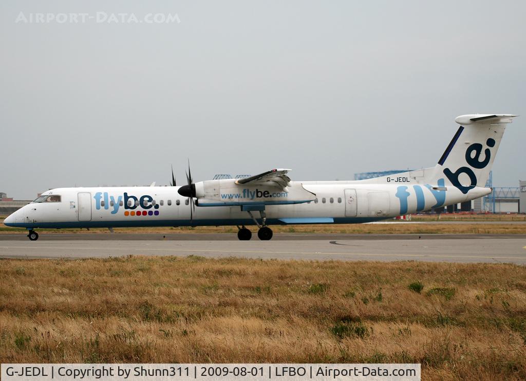 G-JEDL, 2002 De Havilland Canada DHC-8-402Q Dash 8 C/N 4067, Taxiing to the terminal...