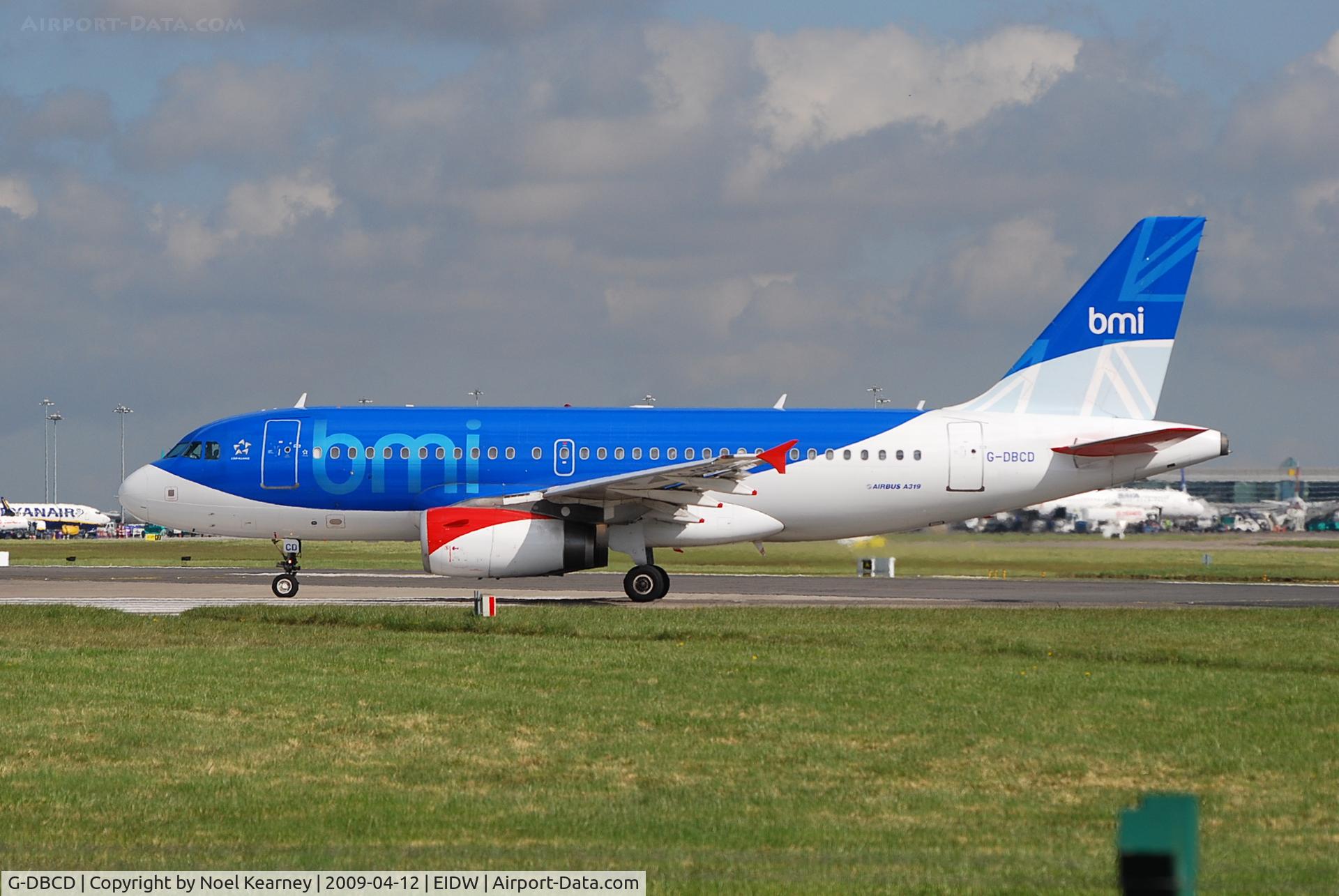 G-DBCD, 2005 Airbus A319-131 C/N 2389, Departing off Rwy 28