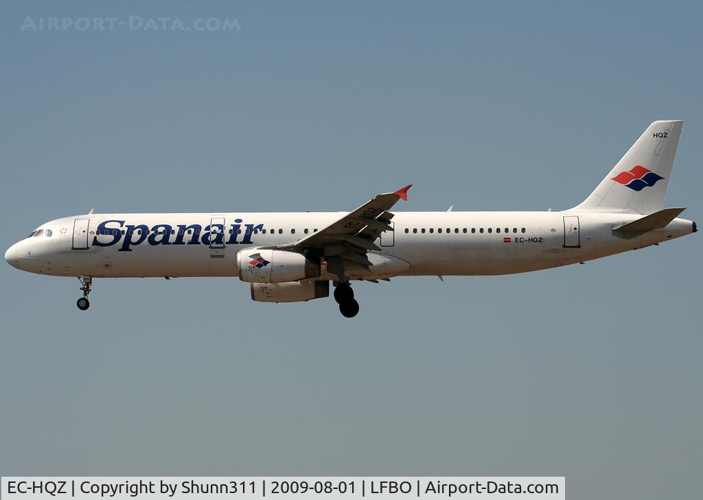 EC-HQZ, 2000 Airbus A321-231 C/N 1333, Landing rwy 14R