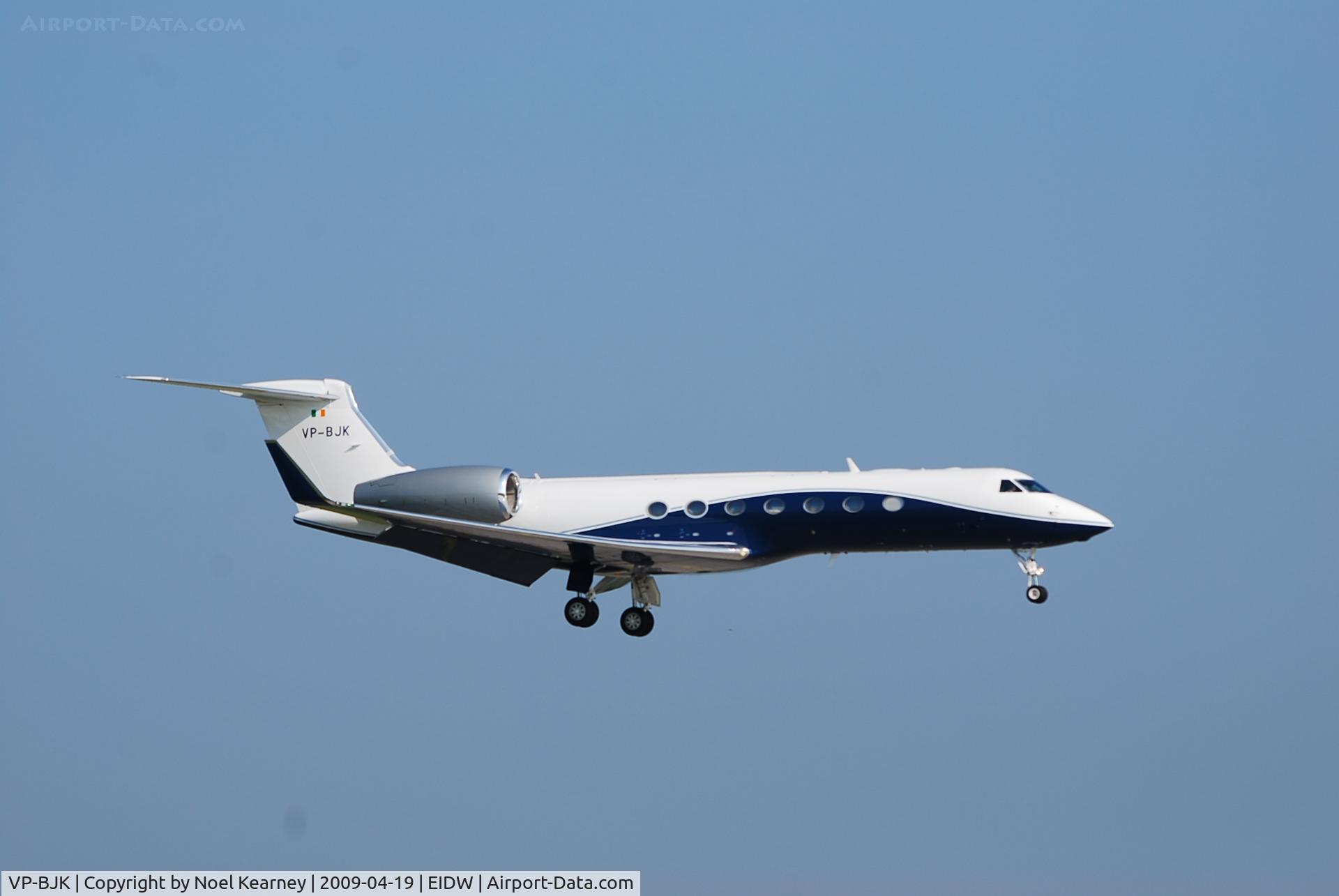 VP-BJK, 2008 Gulfstream Aerospace GV-SP (G550) C/N 5200, Landing Rwy 10