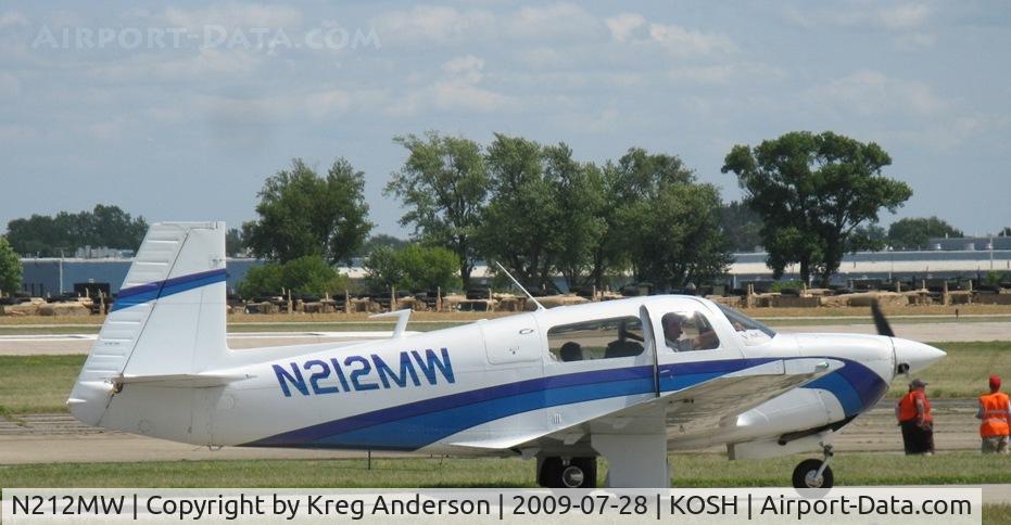 N212MW, 1969 Mooney M-20G Statesman C/N 690005, EAA Airventure 2009