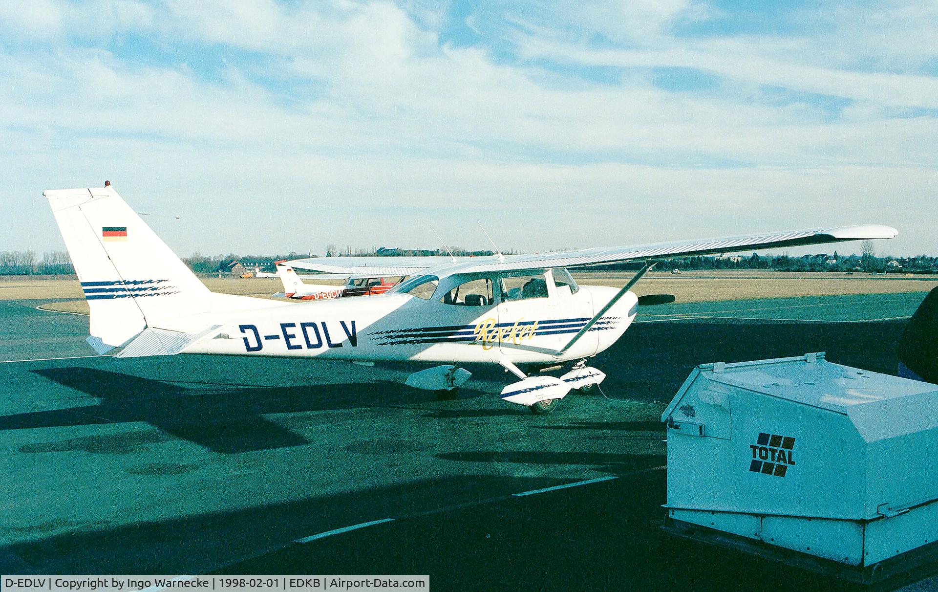 D-EDLV, Reims FR172E Reims Rocket C/N 0009, Cessna (Reims) FR172E Rocket at Bonn-Hangelar airfield