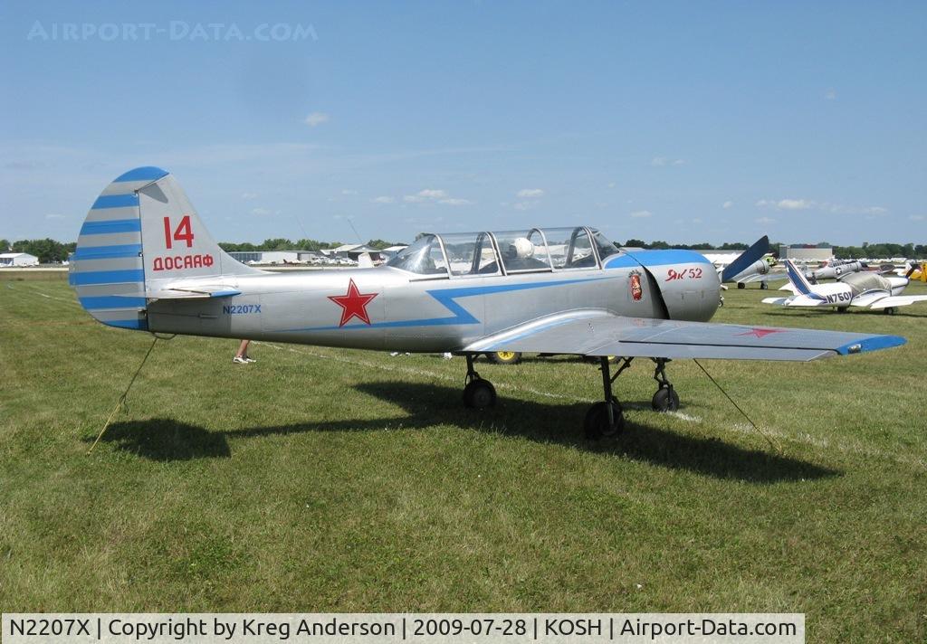 N2207X, 1982 Yakovlev Yak-52 C/N 822014, EAA Airventure 2009