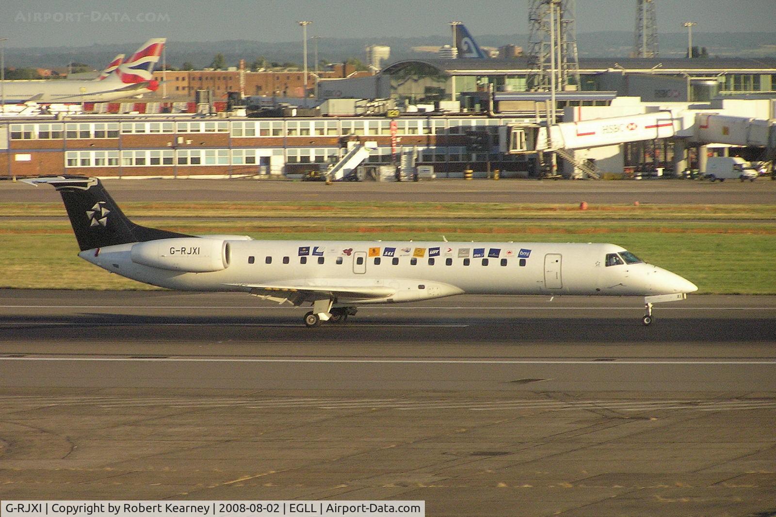 G-RJXI, 2001 Embraer EMB-145EP (ERJ-145EP) C/N 145454, BMI rolling