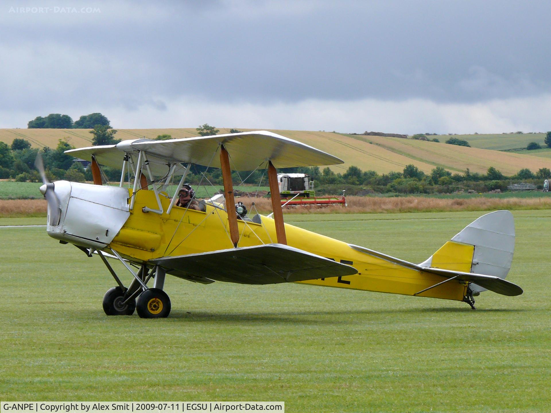 G-ANPE, 1940 De Havilland DH-82A Tiger Moth II C/N 83738, De Havilland DH82A Tiger Moth G-ANPE Classic Wings