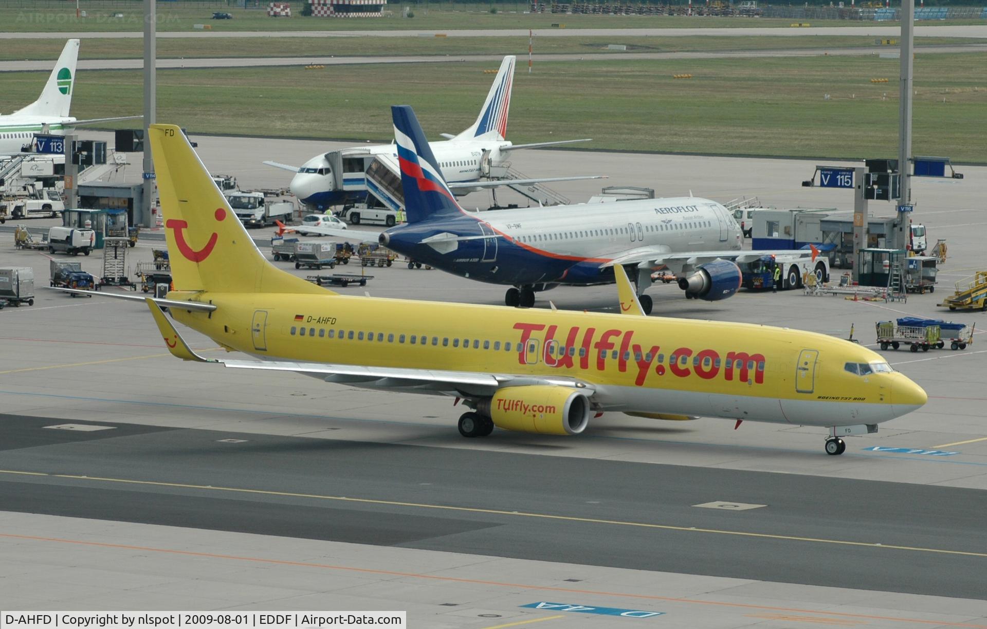 D-AHFD, 1998 Boeing 737-8K5 C/N 27978, ...