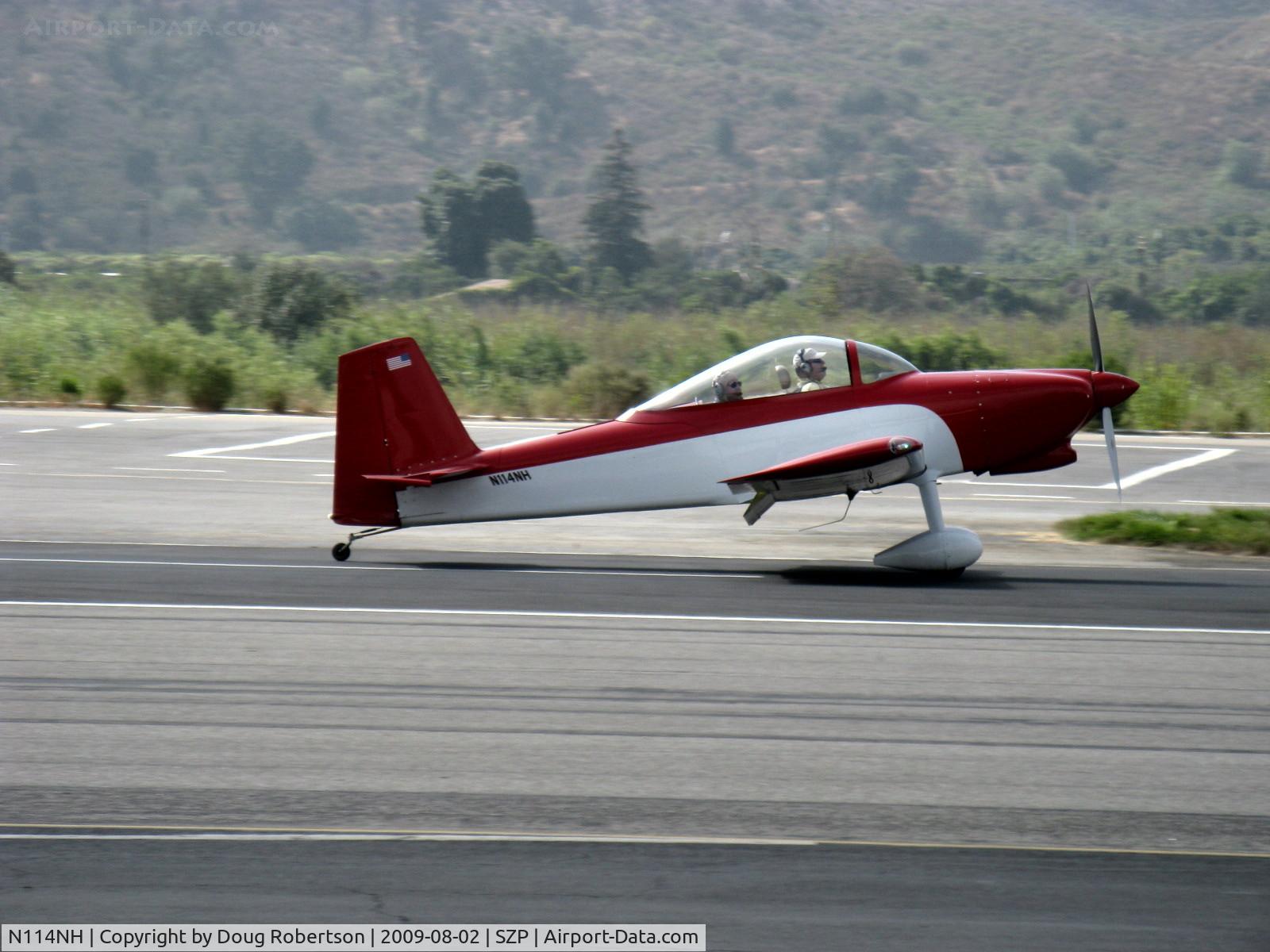 N114NH, Vans RV-8 C/N 82137, 2007 Davis VAN's RV-8, Superior XP-360 180 Hp, landing roll Rwy 22