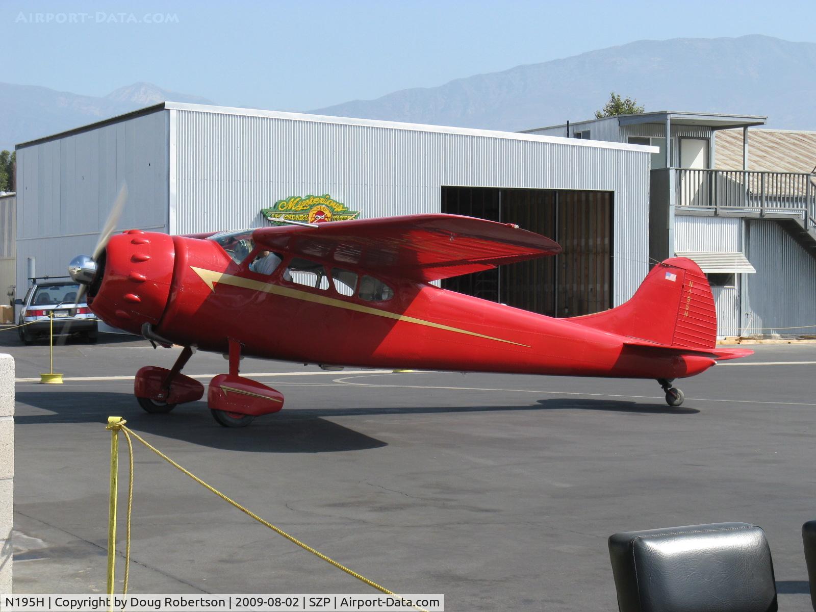 N195H, 1948 Cessna 195 Businessliner C/N 7200, 1948 Cessna 195 BUSINESSLINER, Jacobs R755-A2 300 Hp, refueling