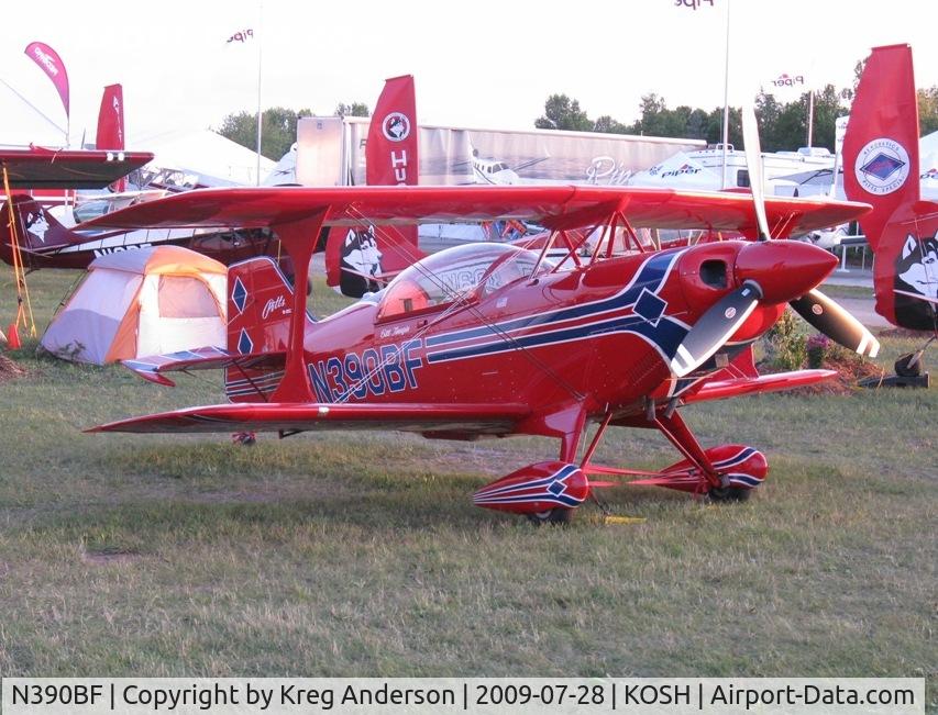N390BF, Aviat Pitts S-2C Special C/N 6086, EAA Airventure 2009