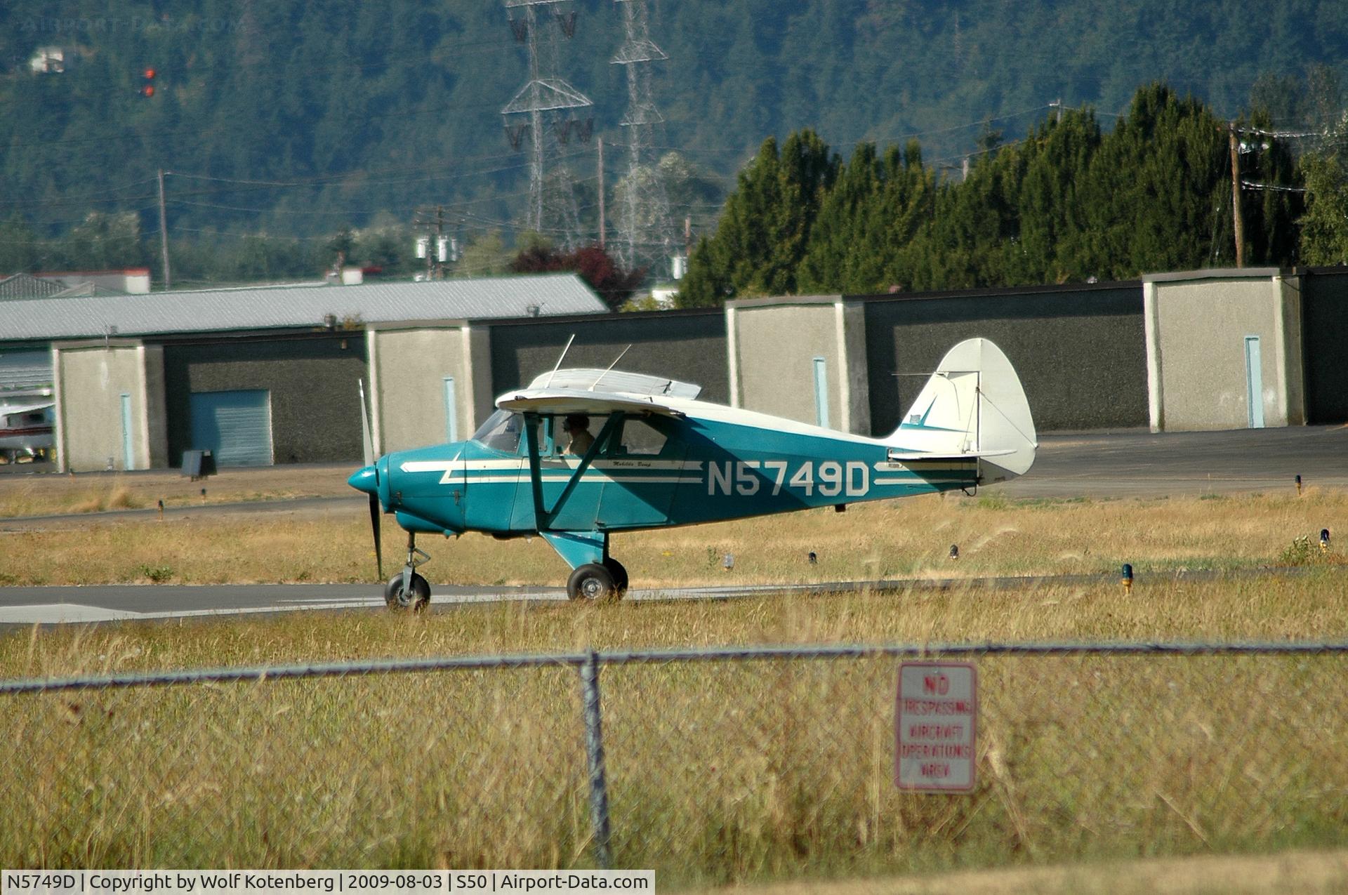 N5749D, 1956 Piper PA-22-150 Tri-Pacer C/N 22-4449, rolling on a hot day
