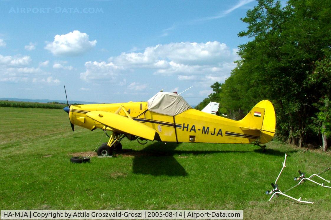 HA-MJA, 1963 Piper PA-25-235 Pawnee C/N 25-2908, Siófok-Kiliti,Papkutapuszta agricultural airport and take-off field