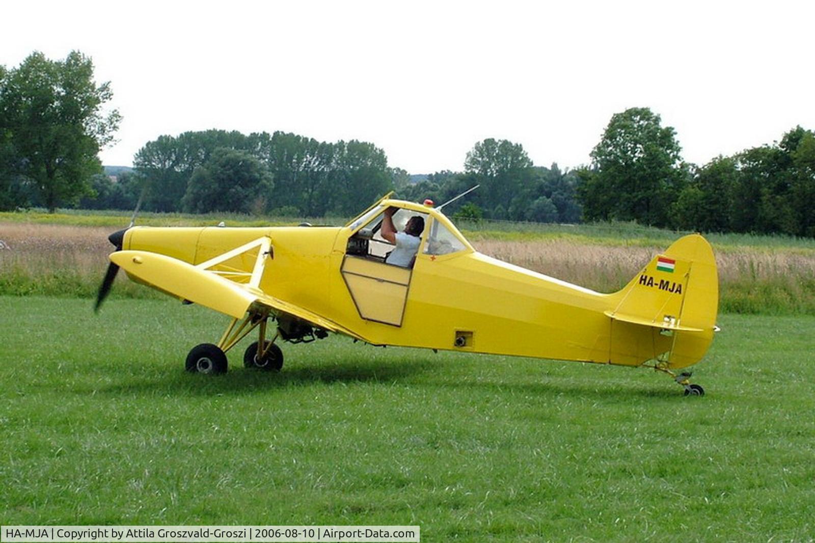 HA-MJA, 1963 Piper PA-25-235 Pawnee C/N 25-2908, Balatonkeresztúr,non public take-off and landing ground. Take-off to plant protection spraying