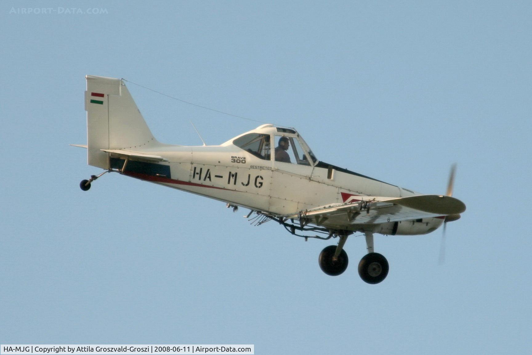HA-MJG, 1978 Piper PA-36-300 Pawnee Brave C/N 36-7860088, Balatonfüzfö-Tobruk in airspace, mosquito during relief spraying.