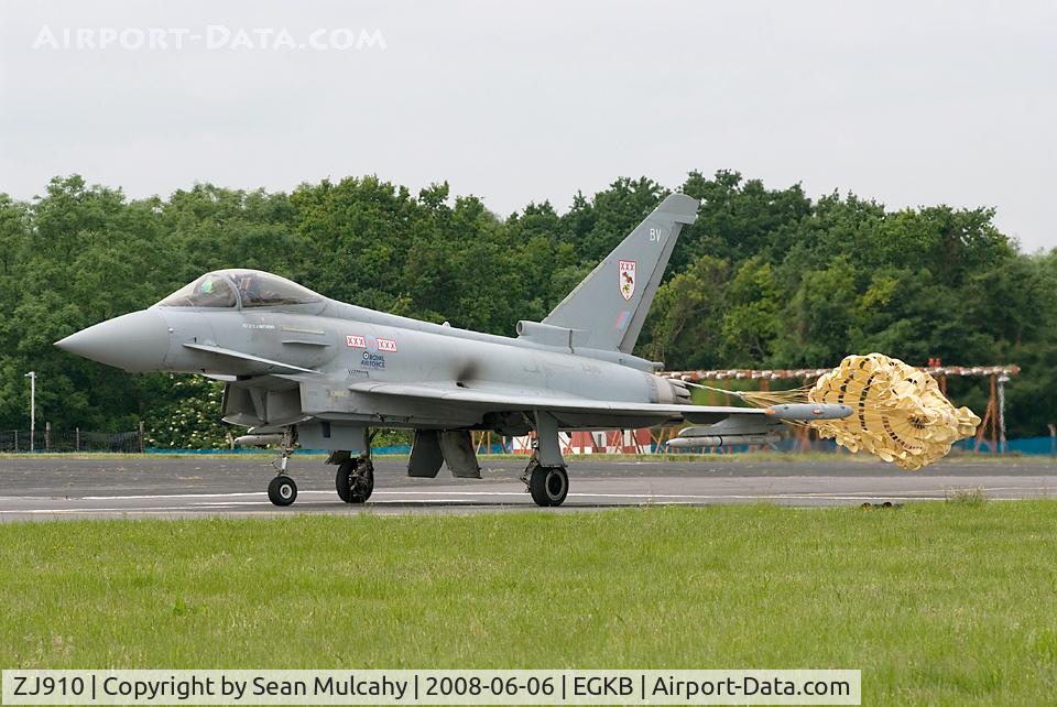 ZJ910, 2007 Eurofighter EF-2000 Typhoon FGR4 C/N 0037/BS001, ZJ910, a Eurofighter Typhoon F2 of 29 squadron RAF, taxis in after arriving and giving a short display during the Biggin Hill International Air Fair Press Day, Biggin Hill Airport, Kent, UK, June 6th, 2008