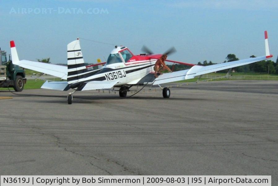 N3619J, 1979 Cessna T188C Ag Husky C/N T18803565T, Fueling up for another run.