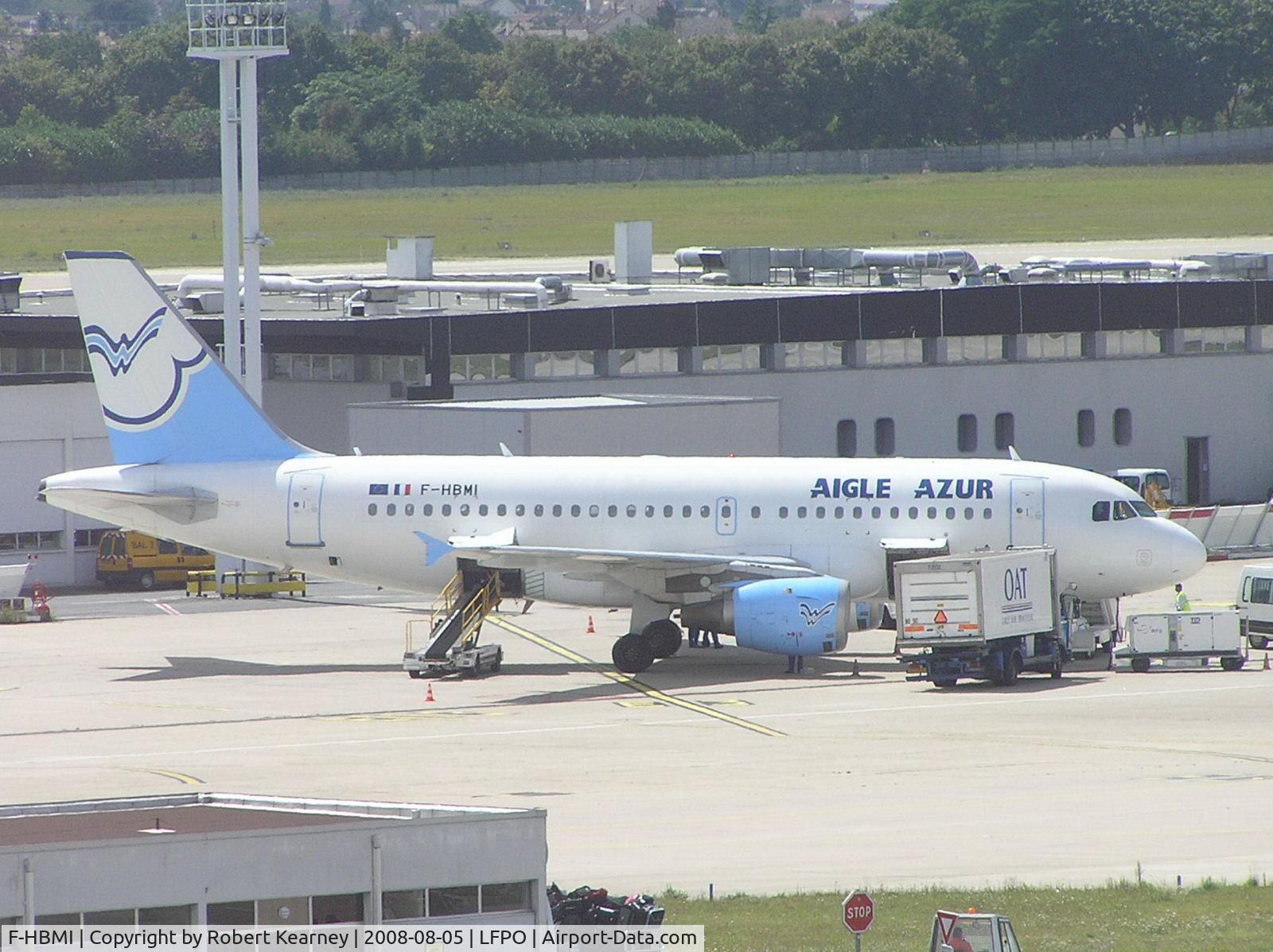 F-HBMI, 1996 Airbus A319-114 C/N 639, Aigle Azur on stand