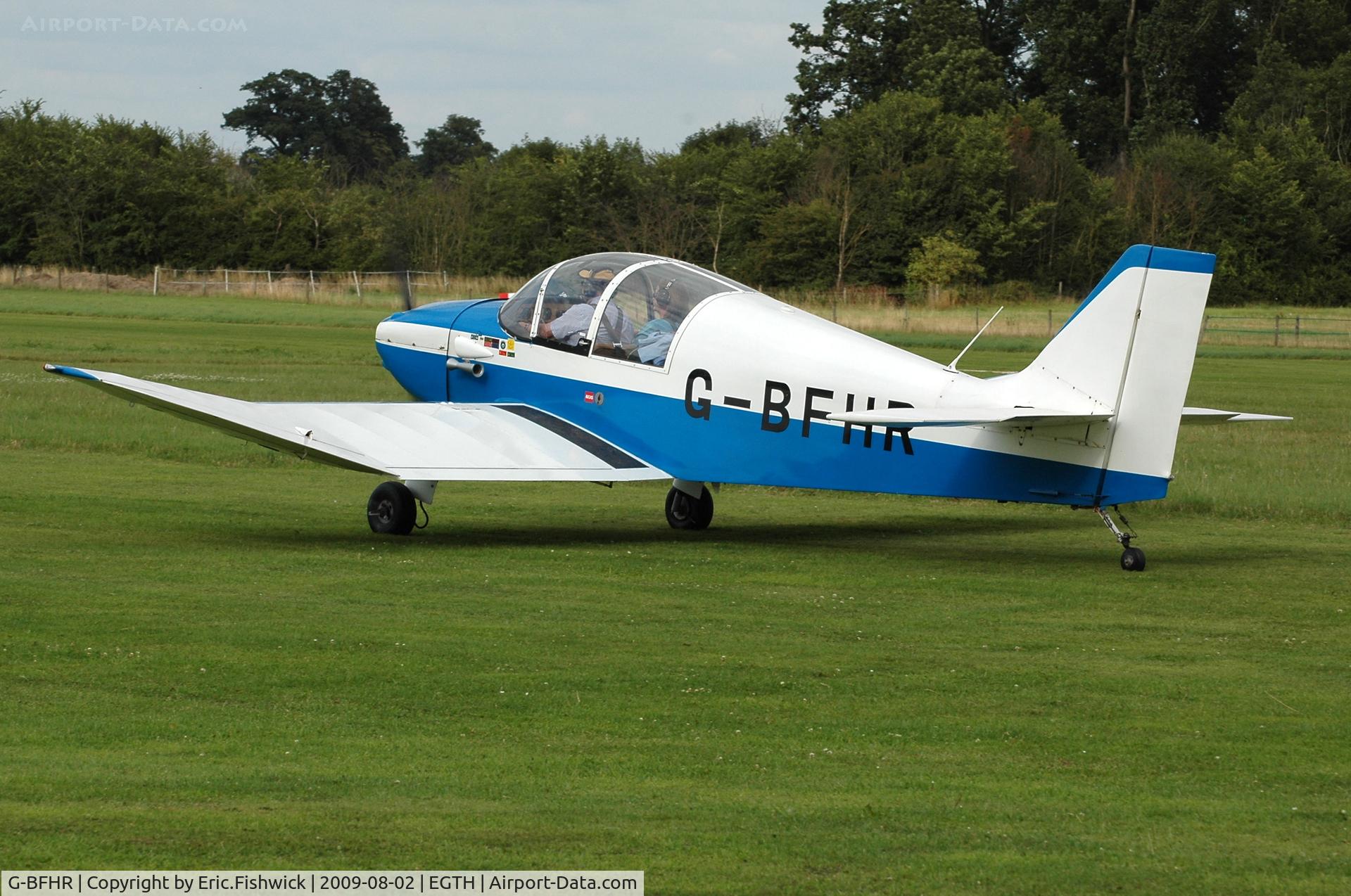 G-BFHR, 1966 CEA DR-220 2+2 C/N 30, G-BFHR departing Shuttleworth Military Pagent Air Display Aug 09