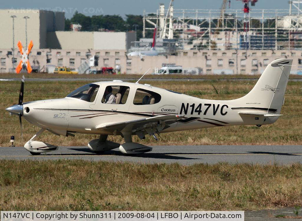 N147VC, 2003 Cirrus SR22 C/N 0689, Taxiing holding point rwy 32R for departure...