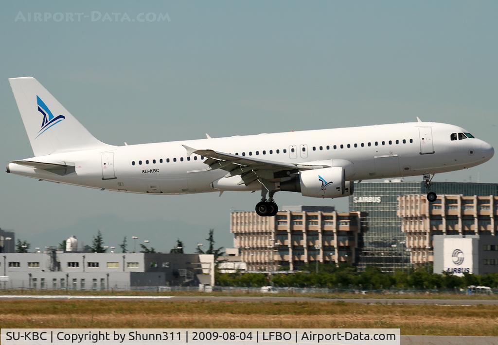 SU-KBC, 2003 Airbus A320-214 C/N 2123, Landing rwy 32R with partial c/s and no titles... New in the fleet at this date ;)