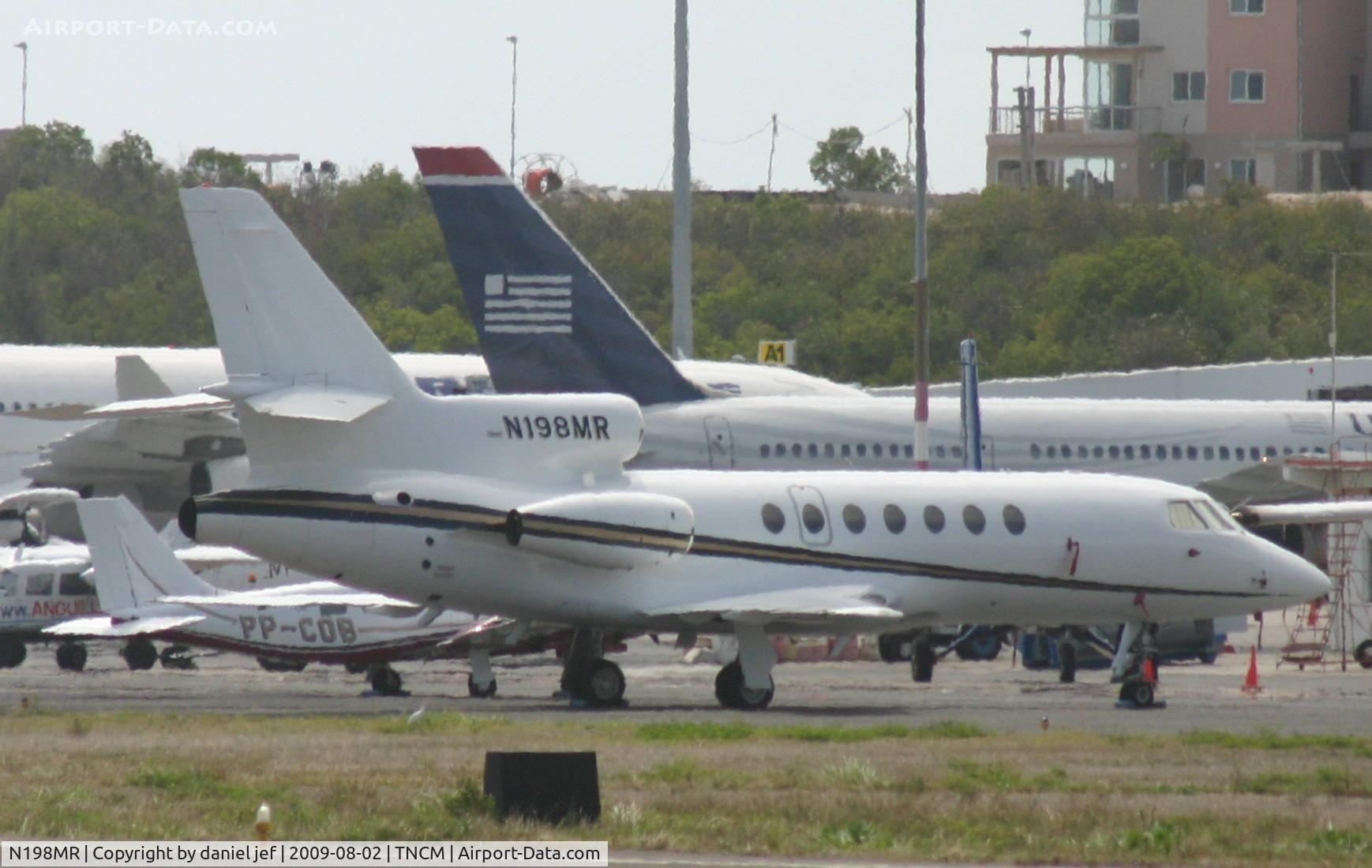 N198MR, 1984 Dassault Falcon 50 C/N 149, park at the private ramp