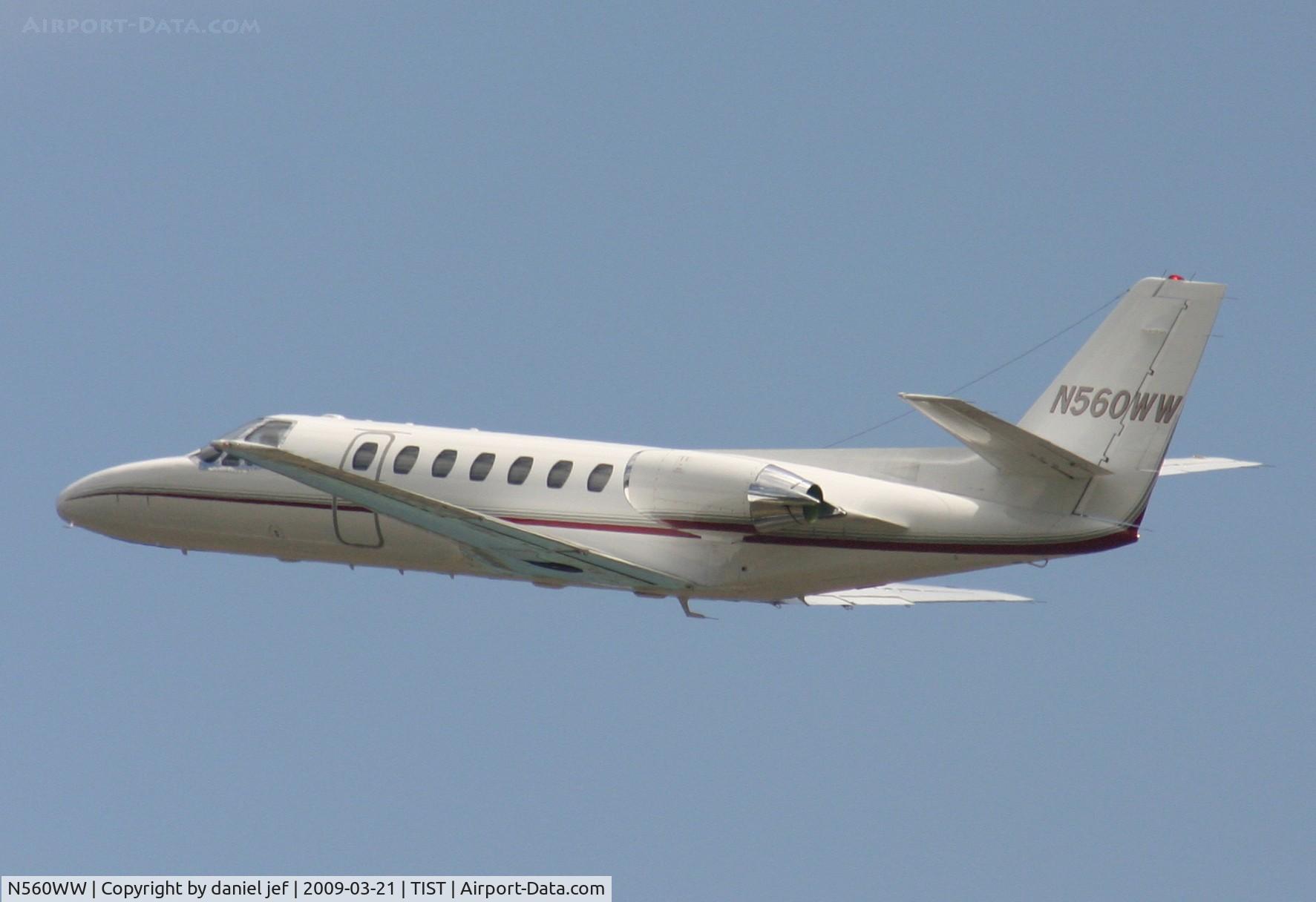 N560WW, 1989 Cessna 560 C/N 560-0047, rotating out of tist