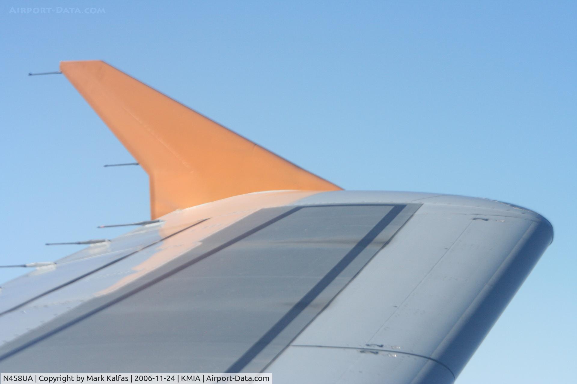 N458UA, 2000 Airbus A320-232 C/N 1163, United Airlines 