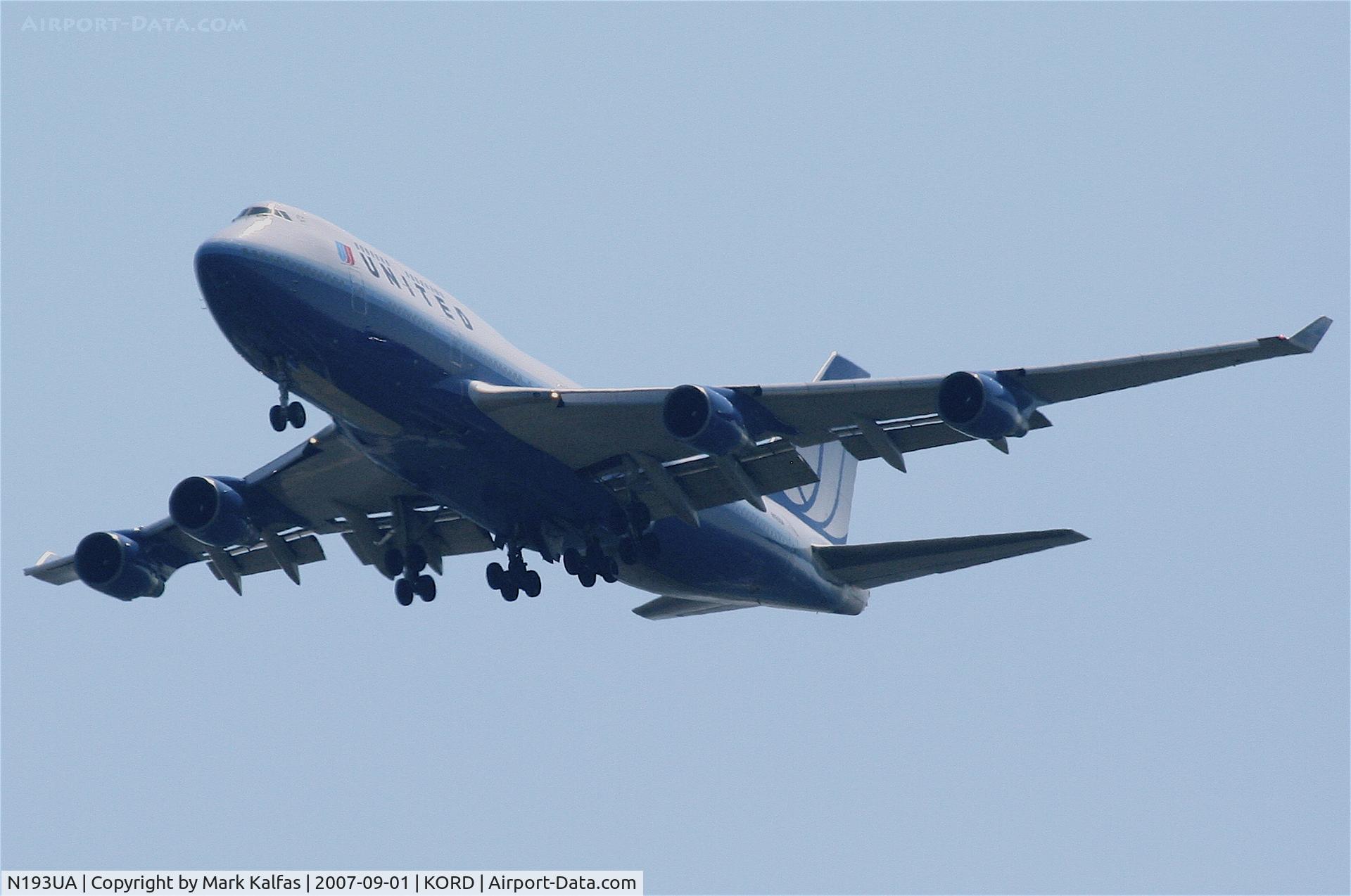 N193UA, 1996 Boeing 747-422 C/N 26890, United Airlines Boeing 747-422, N193UA on approach to 4R KORD.