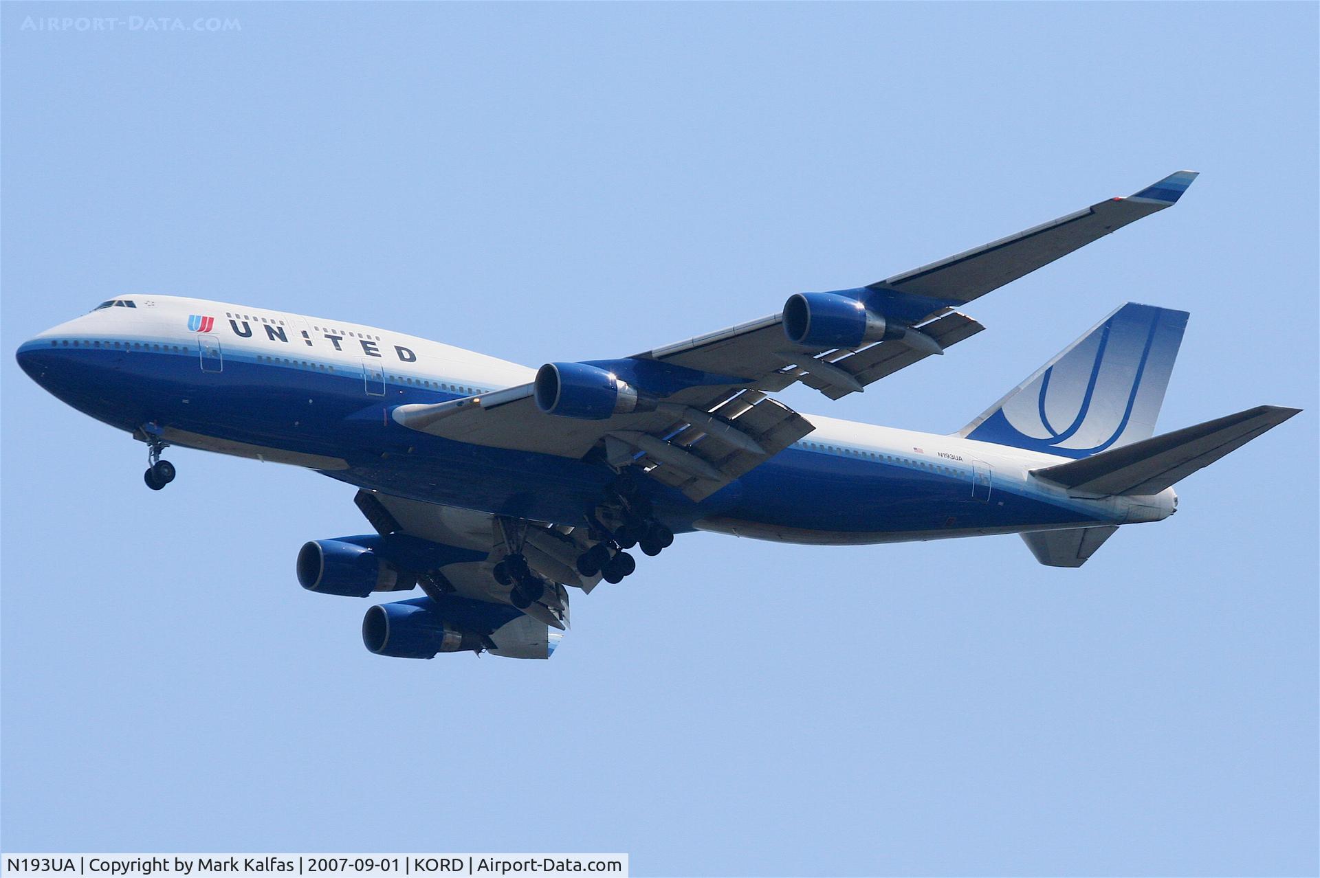 N193UA, 1996 Boeing 747-422 C/N 26890, United Airlines Boeing 747-422, N193UA on approach to 4R KORD.