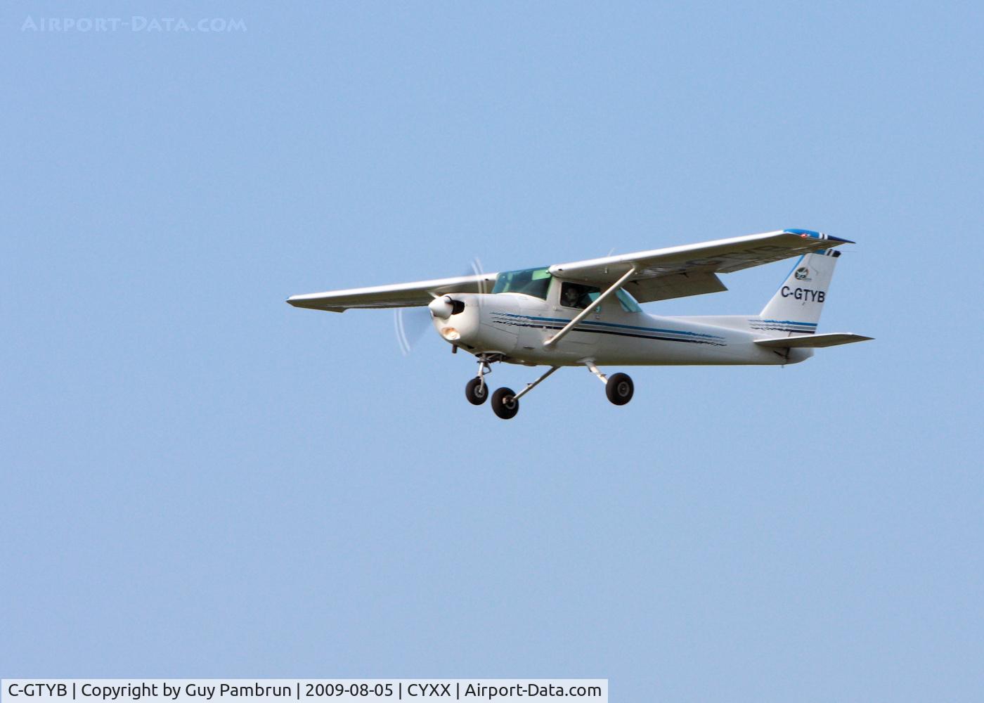 C-GTYB, 1980 Cessna 152 C/N 15284257, On final