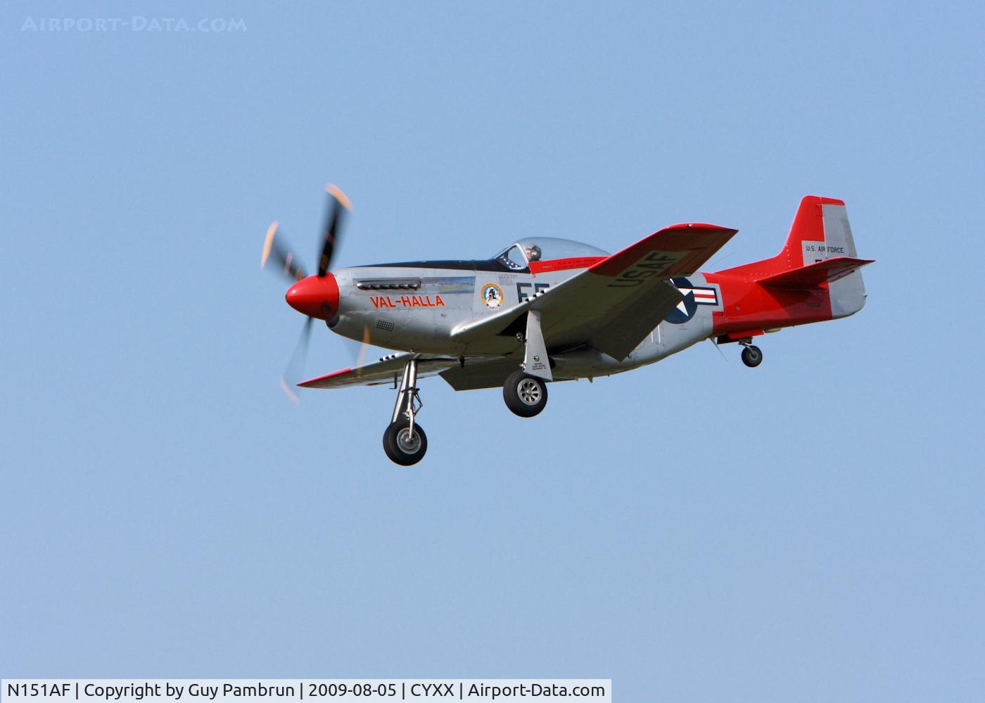 N151AF, 1945 North American P-51D Mustang C/N 45-11525, On final
