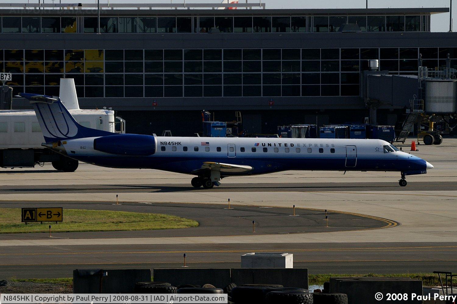 N845HK, 2004 Embraer ERJ-145LR (EMB-145LR) C/N 14500842, Once more, an EMB-145LR getting to work